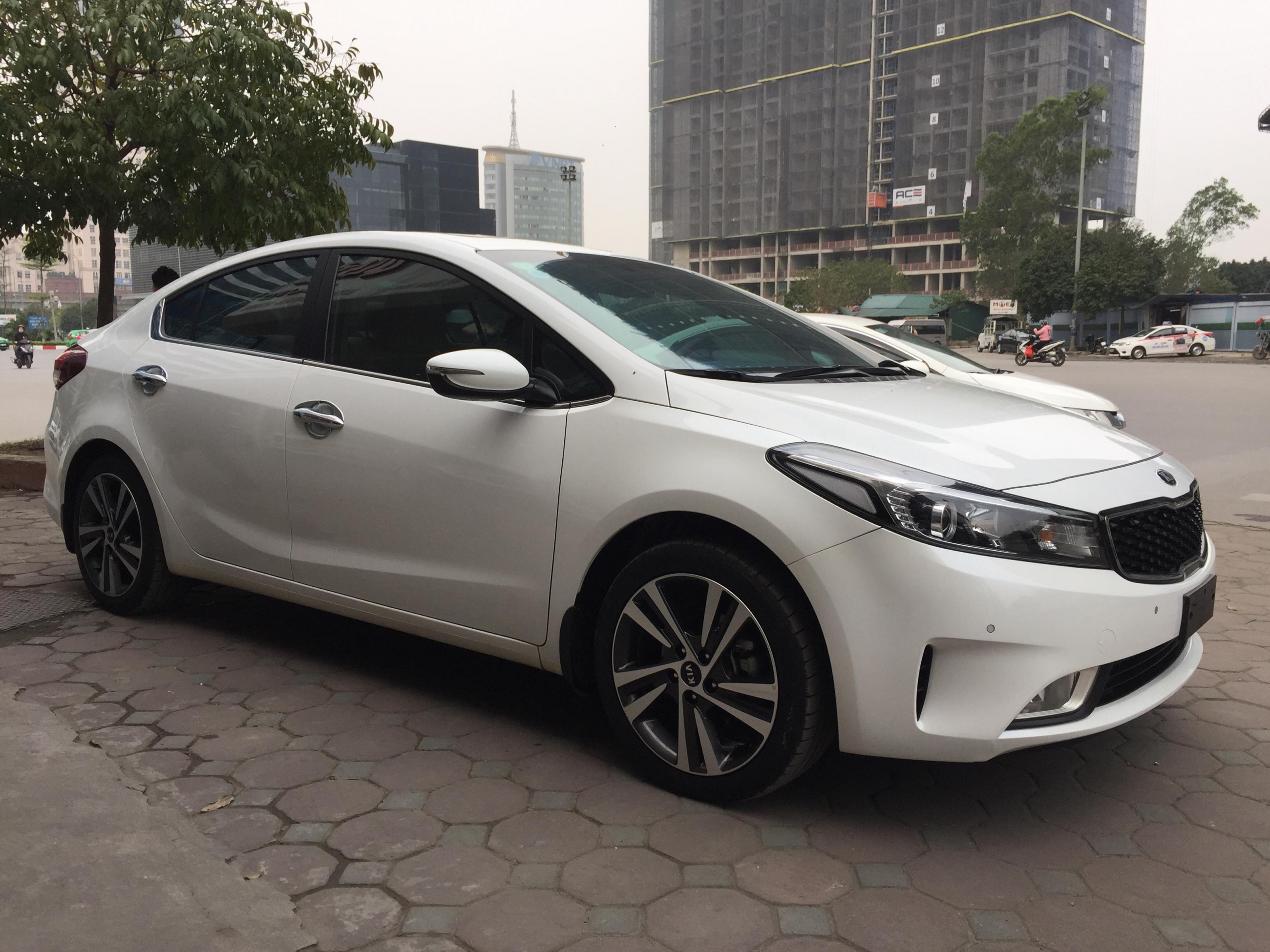 Kia Cerato 2.0AT 2017 - 5