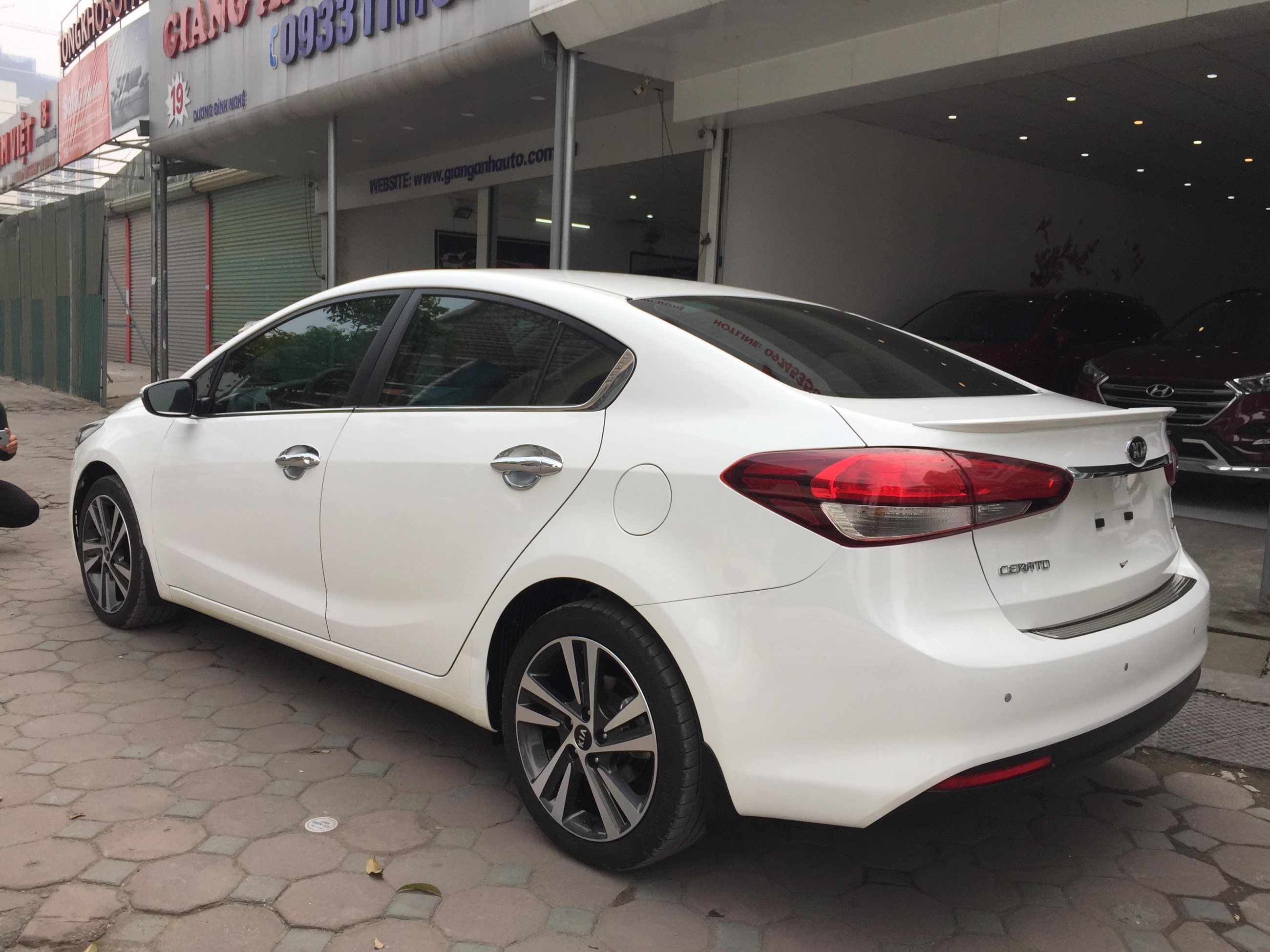 Kia Cerato 2.0AT 2017 - 6