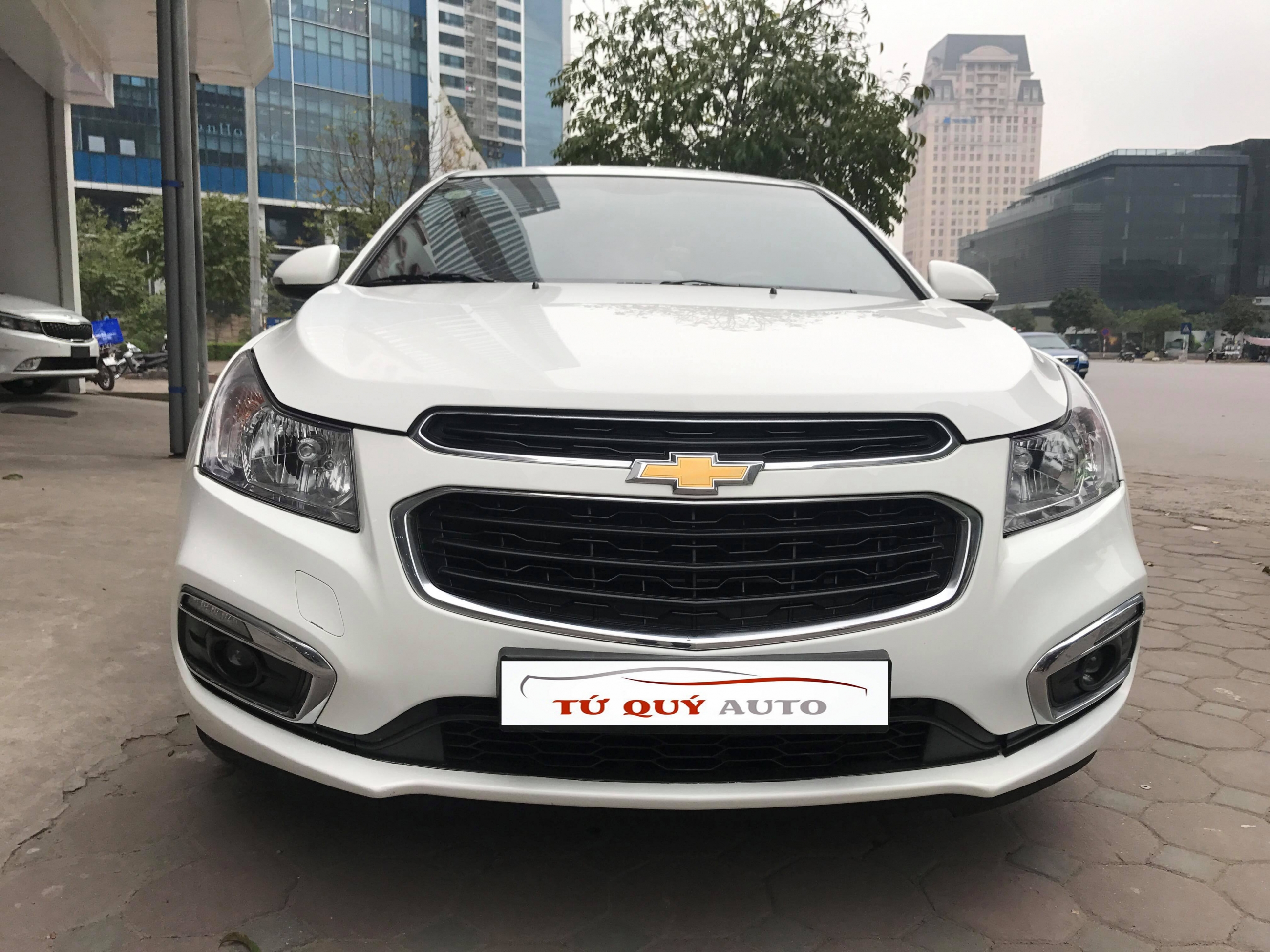 Xe Chevrolet Cruze LTZ 1.8AT 2015 model 2016 - Trắng