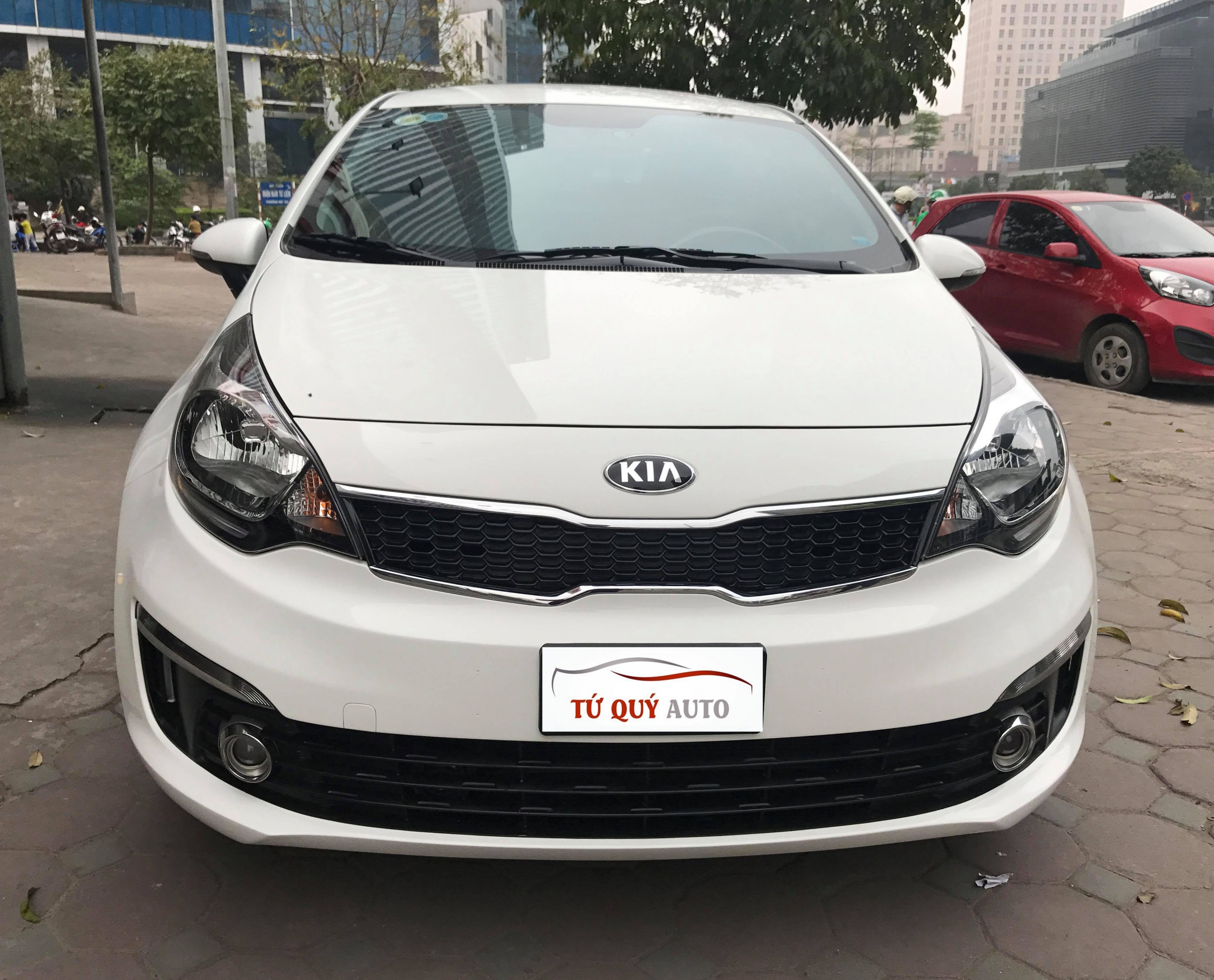 Xe Kia Rio Sedan 1.4AT 2015 - Trắng