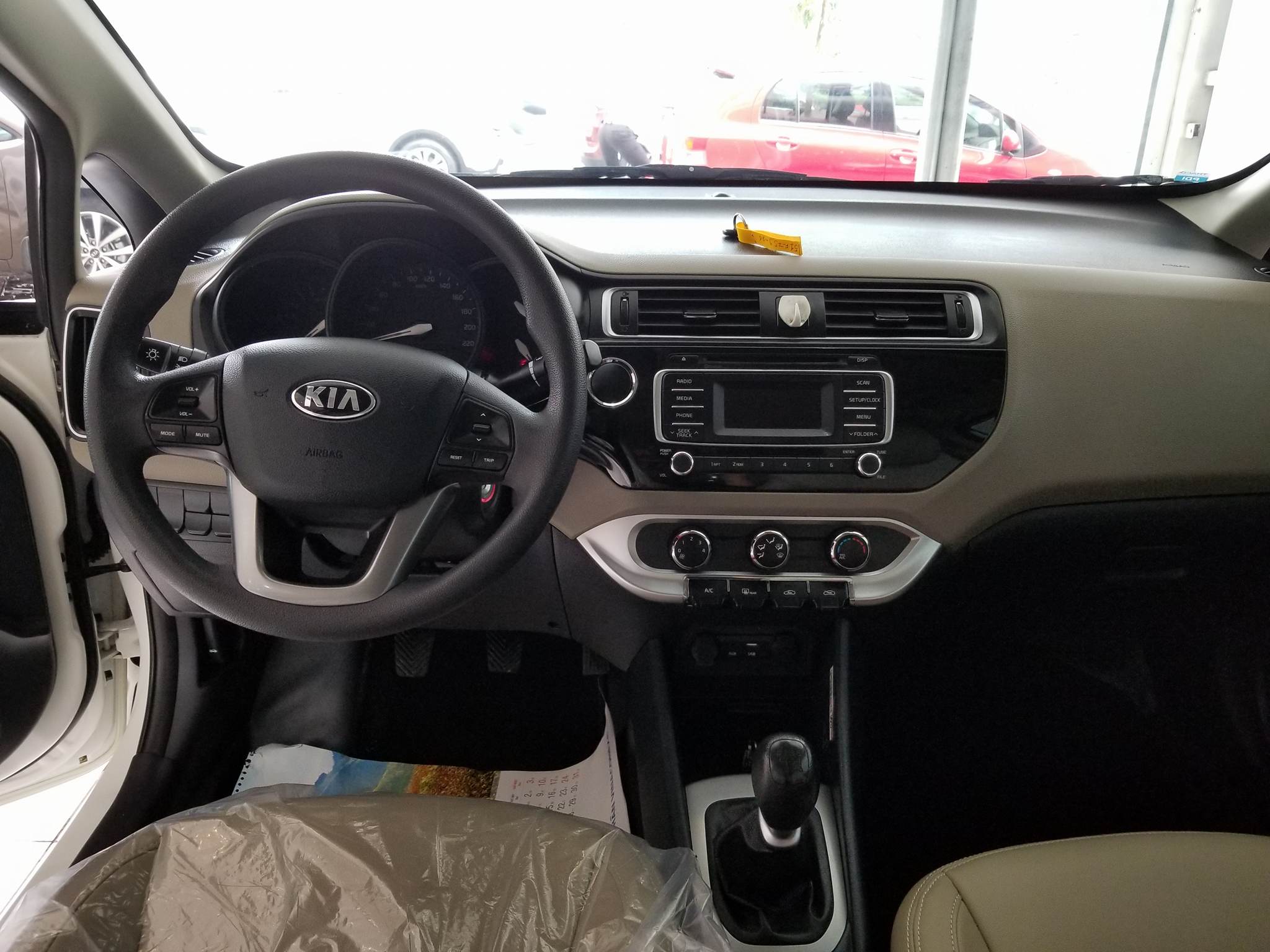 Kia Rio Sedan MT 2016 - 6