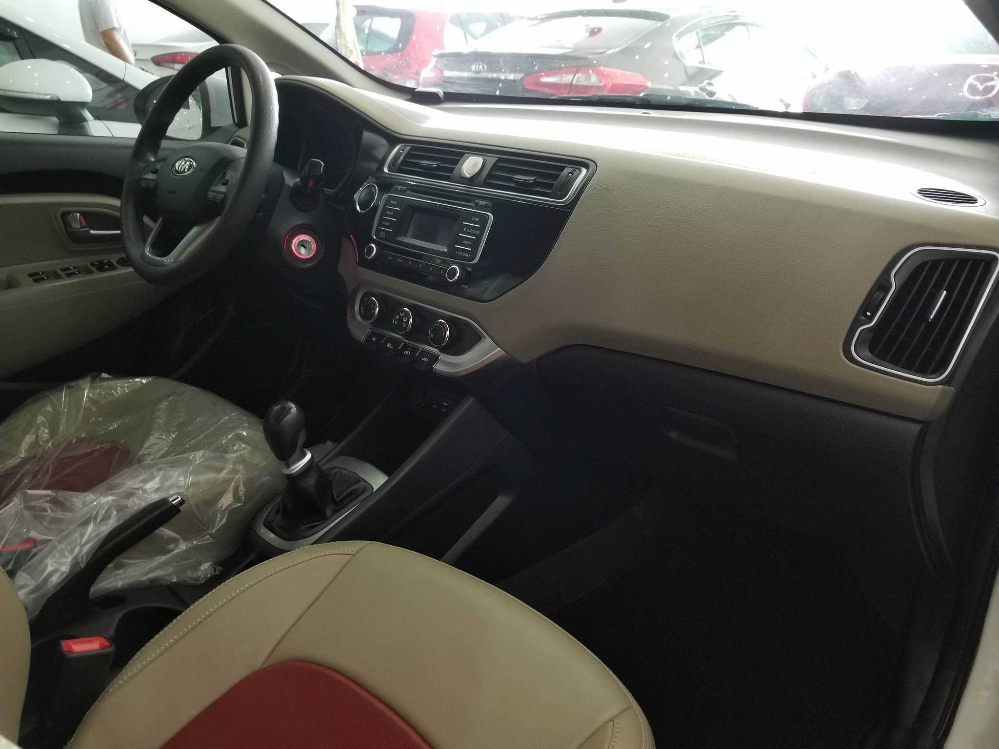 Kia Rio Sedan MT 2016 - 8