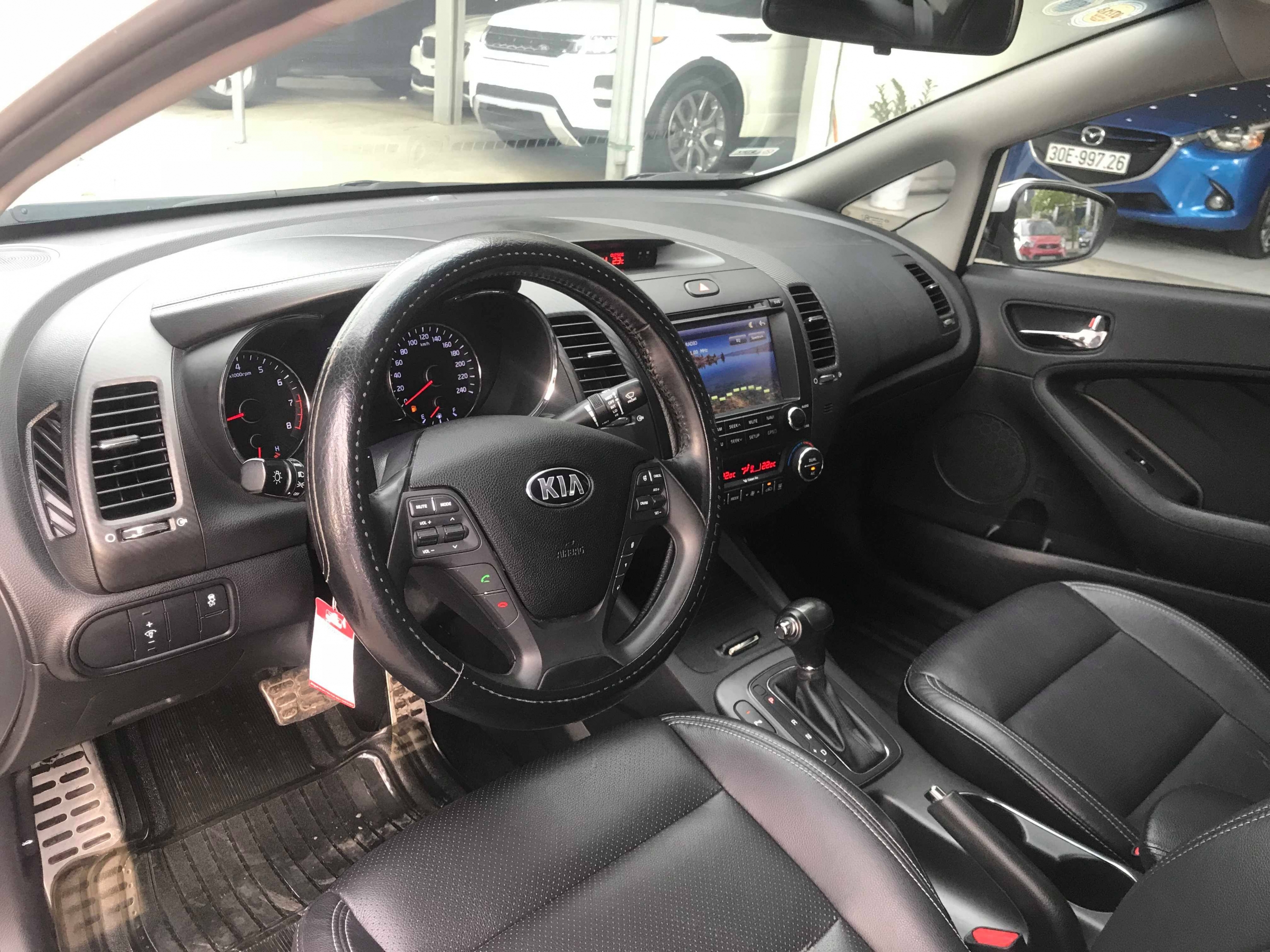 Kia K3 2.0AT 2015 - 7