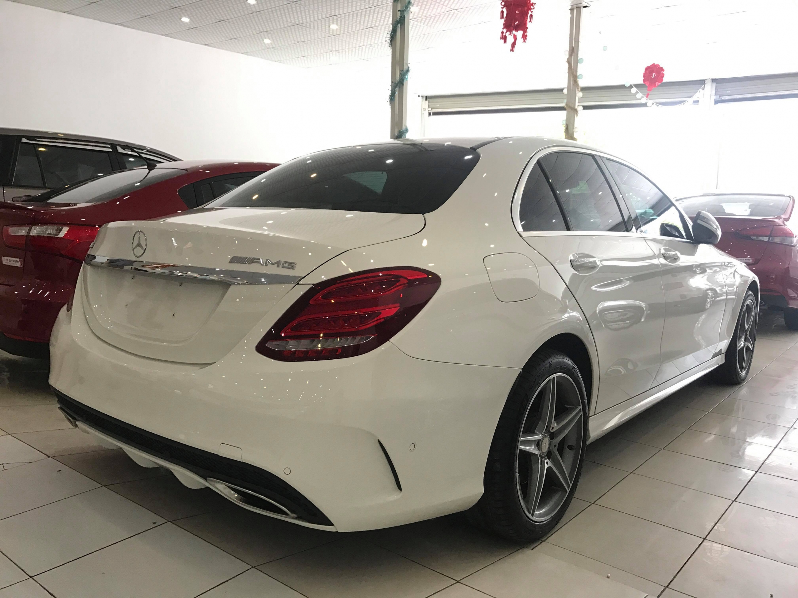 Mercedes Benz C300 AMG 2015 - 4