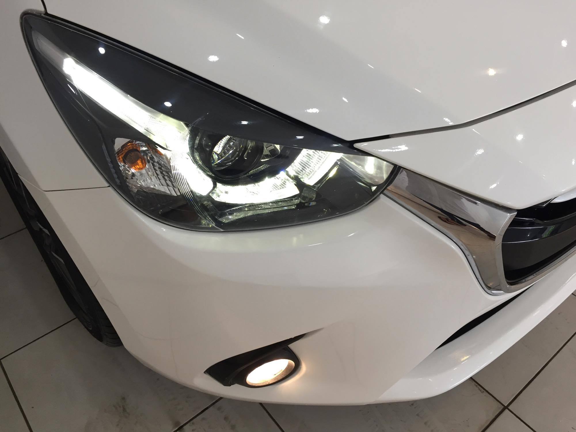 Mazda 2 Hatchback 2015 - 4