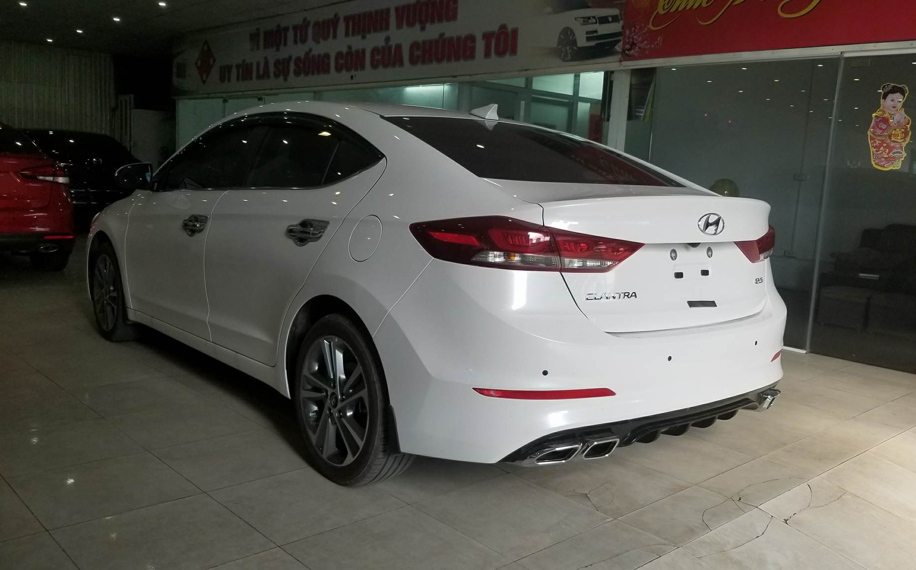 Hyundai Elantra 2.0AT 2018 - 5