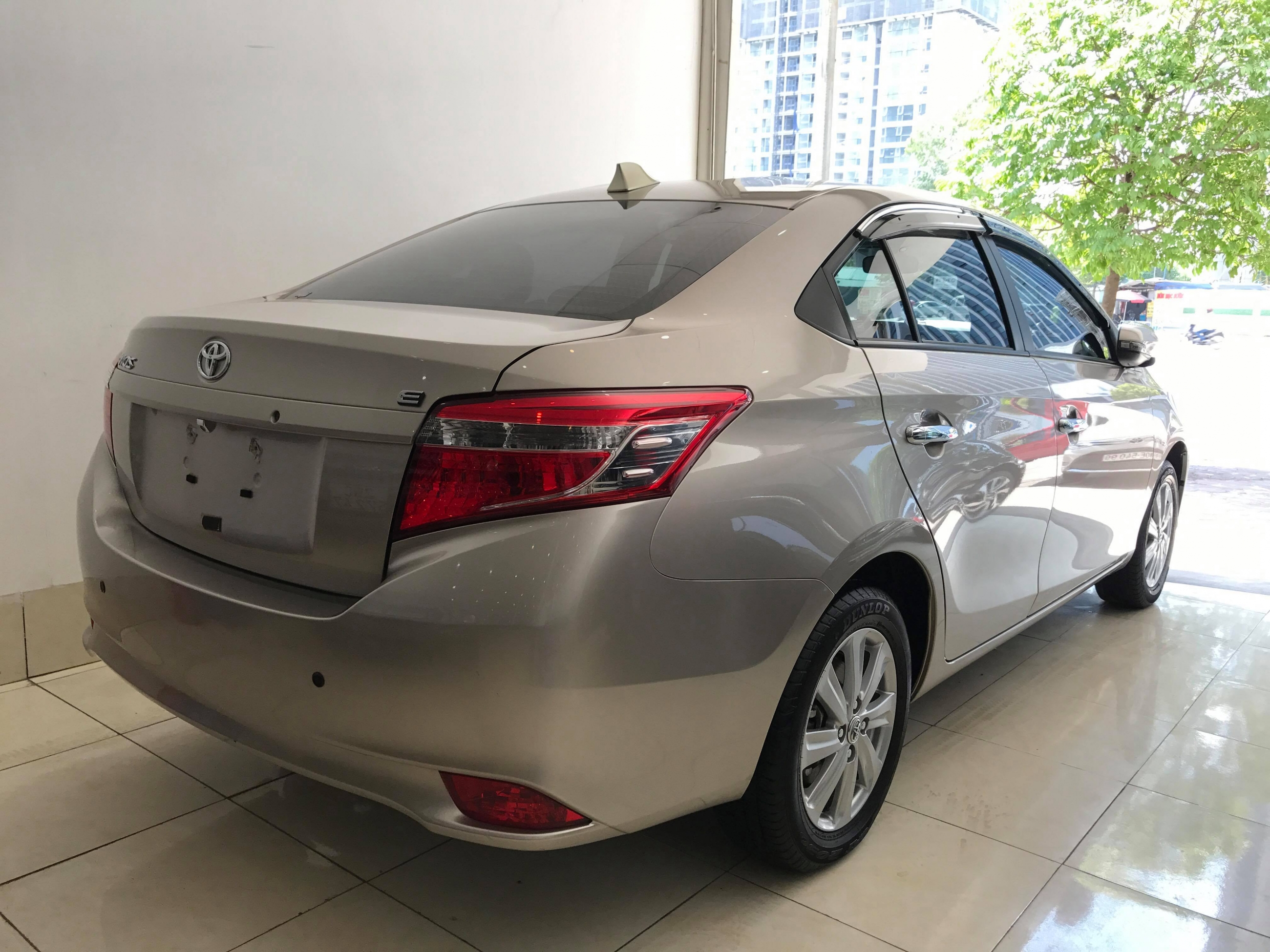 Toyota Vios E 2017 - 4