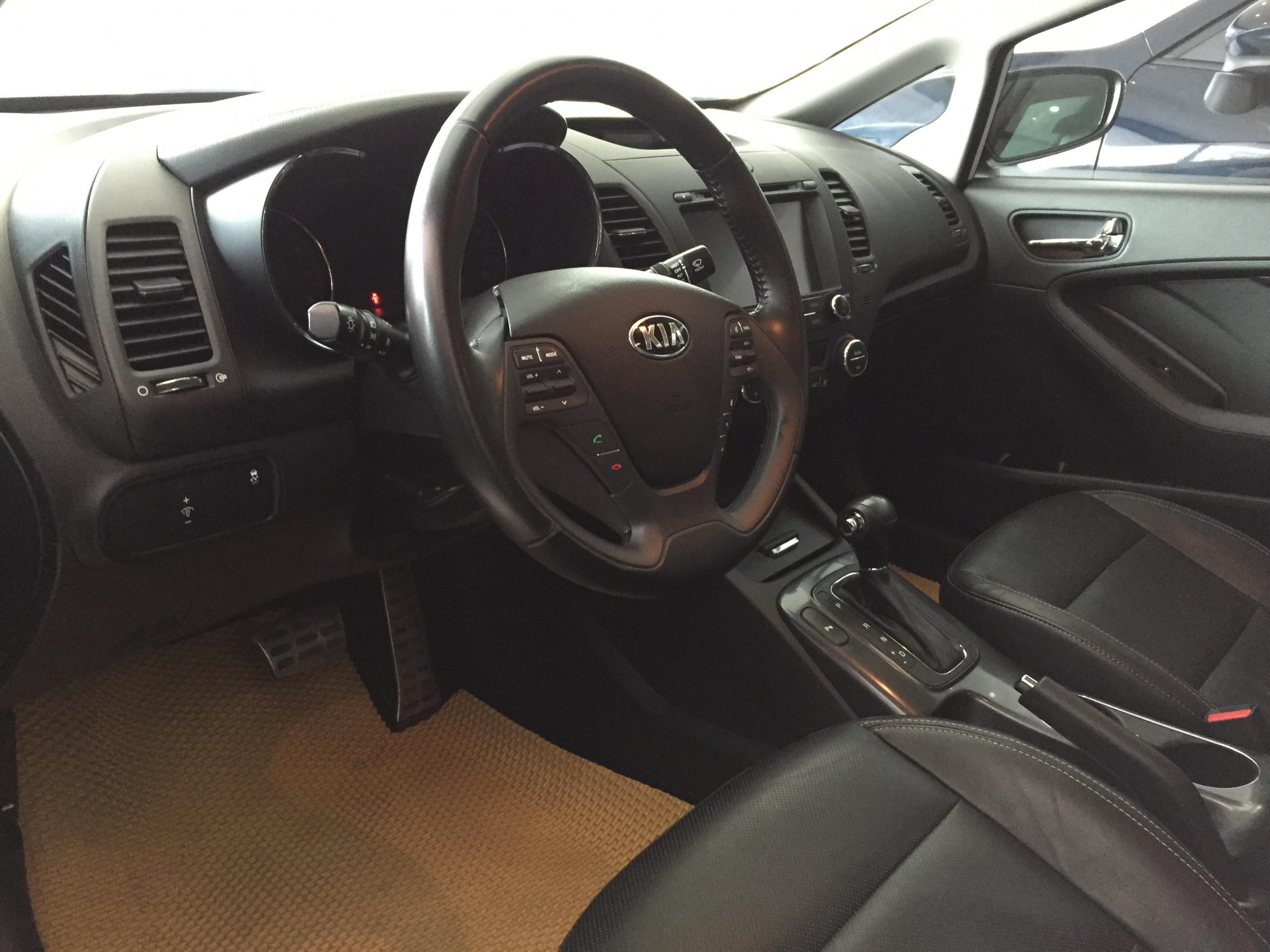 Kia K3 2.0AT 2014 - 5