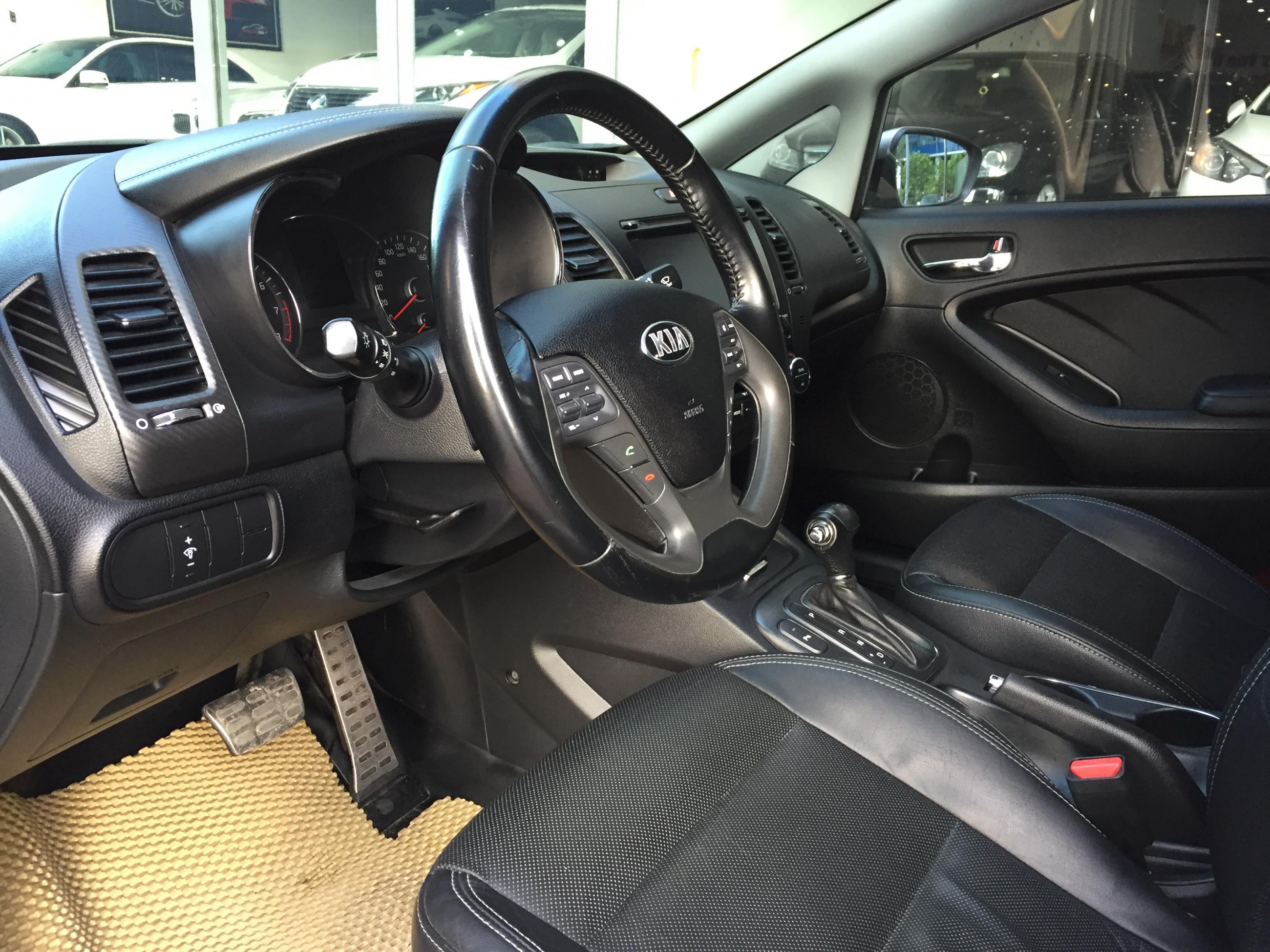 Kia K3 1.6AT 2015 - 6