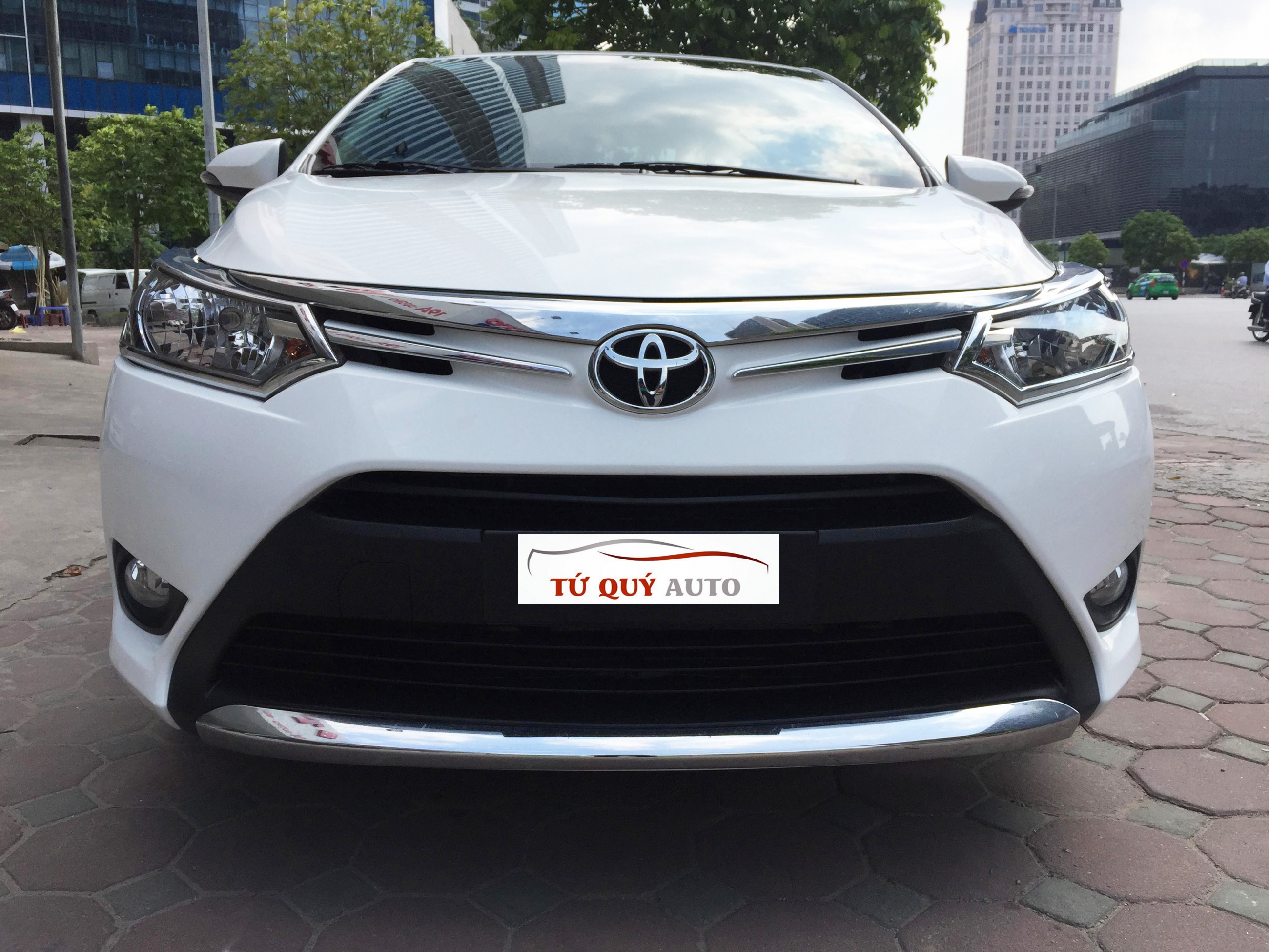 Xe Toyota Vios 1.5E 2017 - Trắng