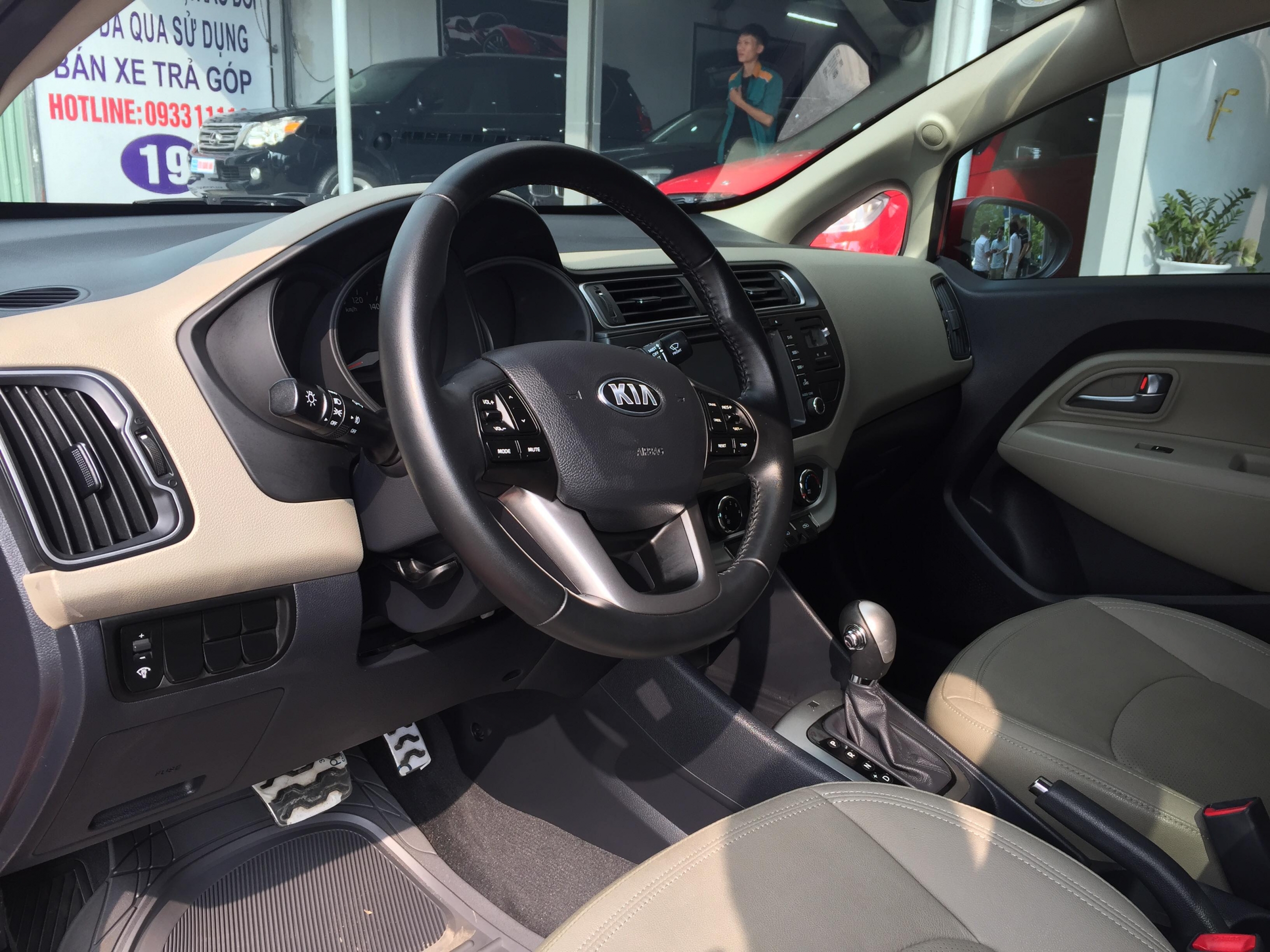 Kia Rio Sedan 1.4AT 2016 -6