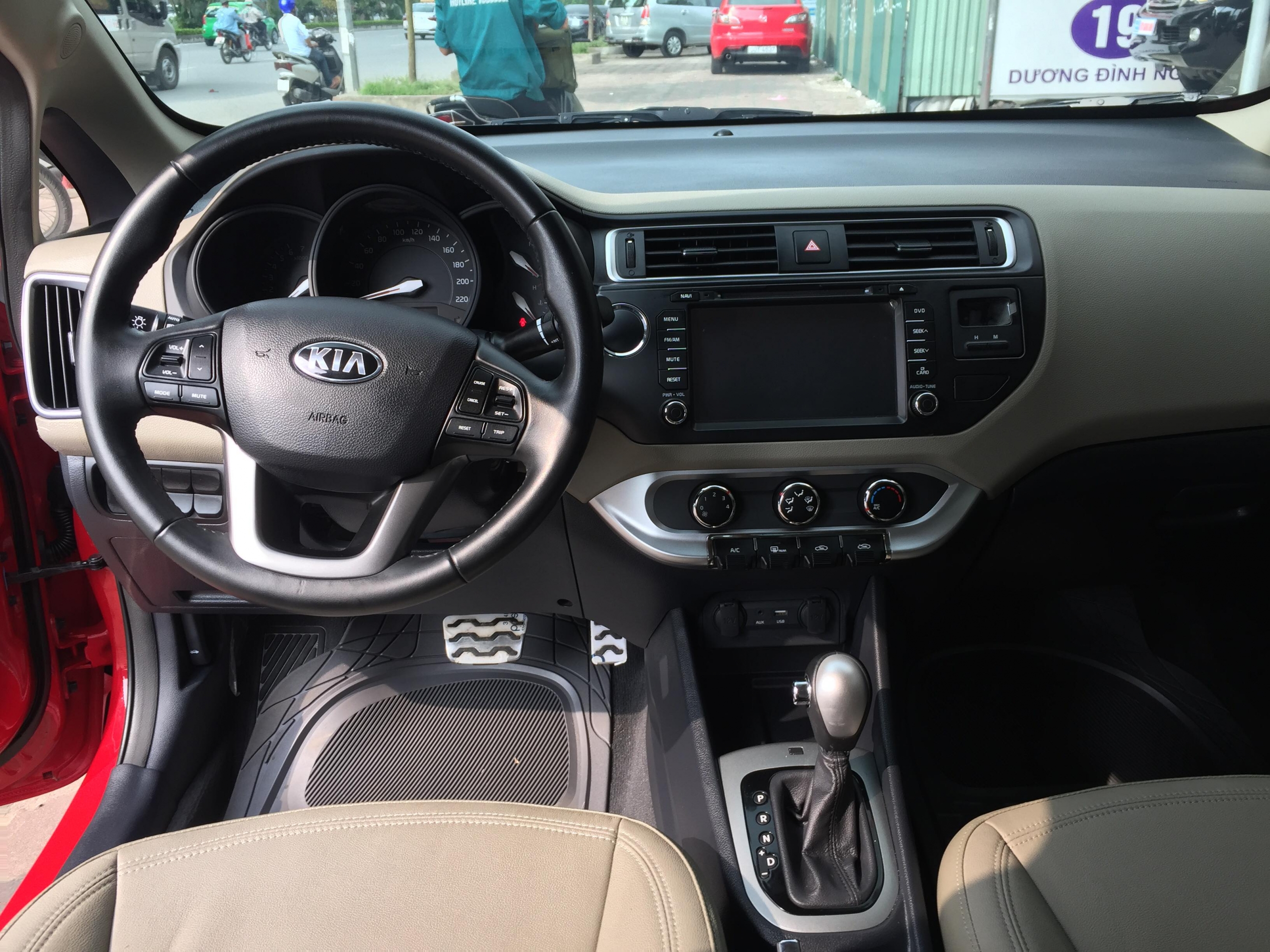 Kia Rio Sedan 1.4AT 2016 -7