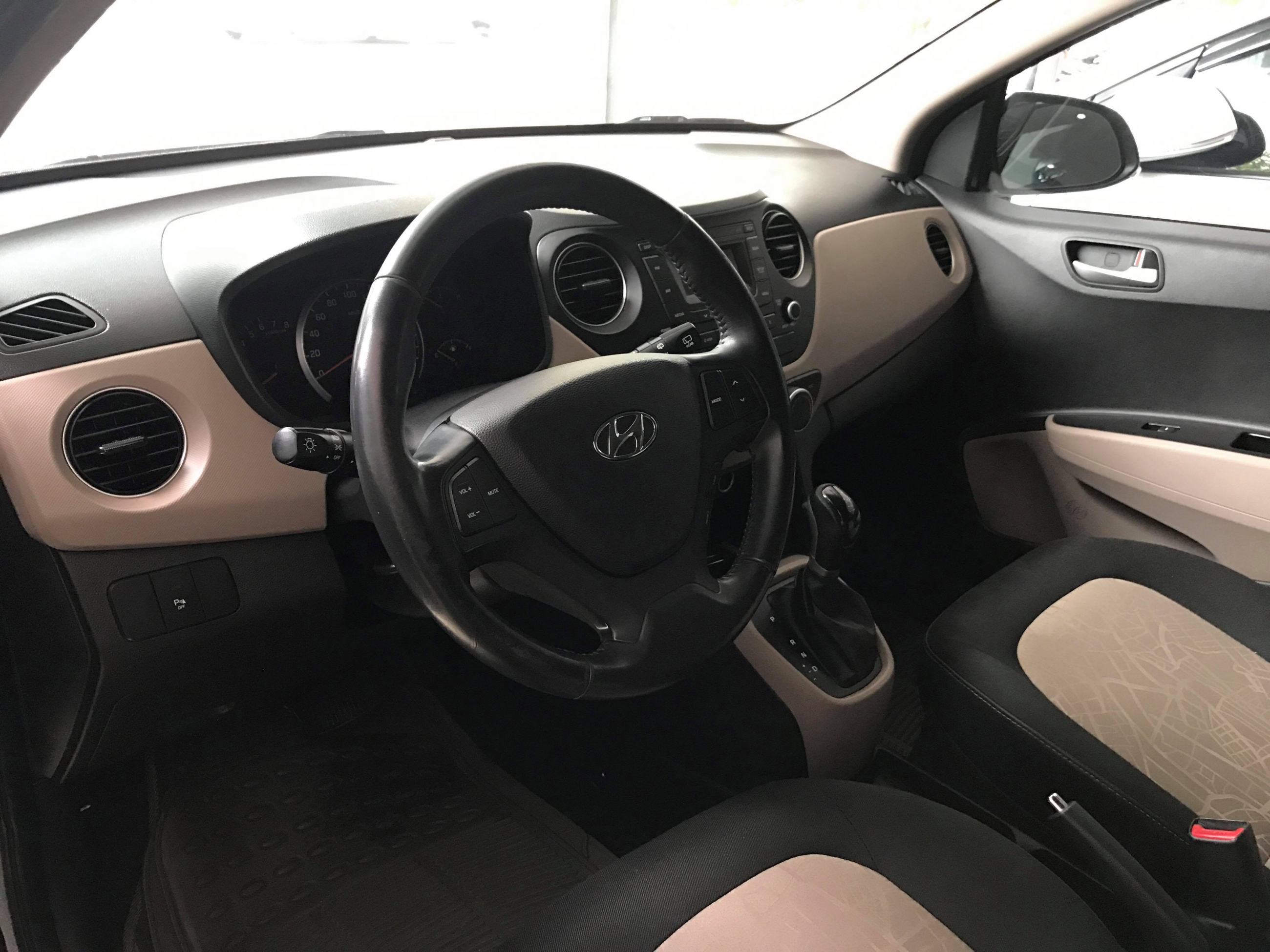 Hyundai i10 1.0AT 2014 - 6