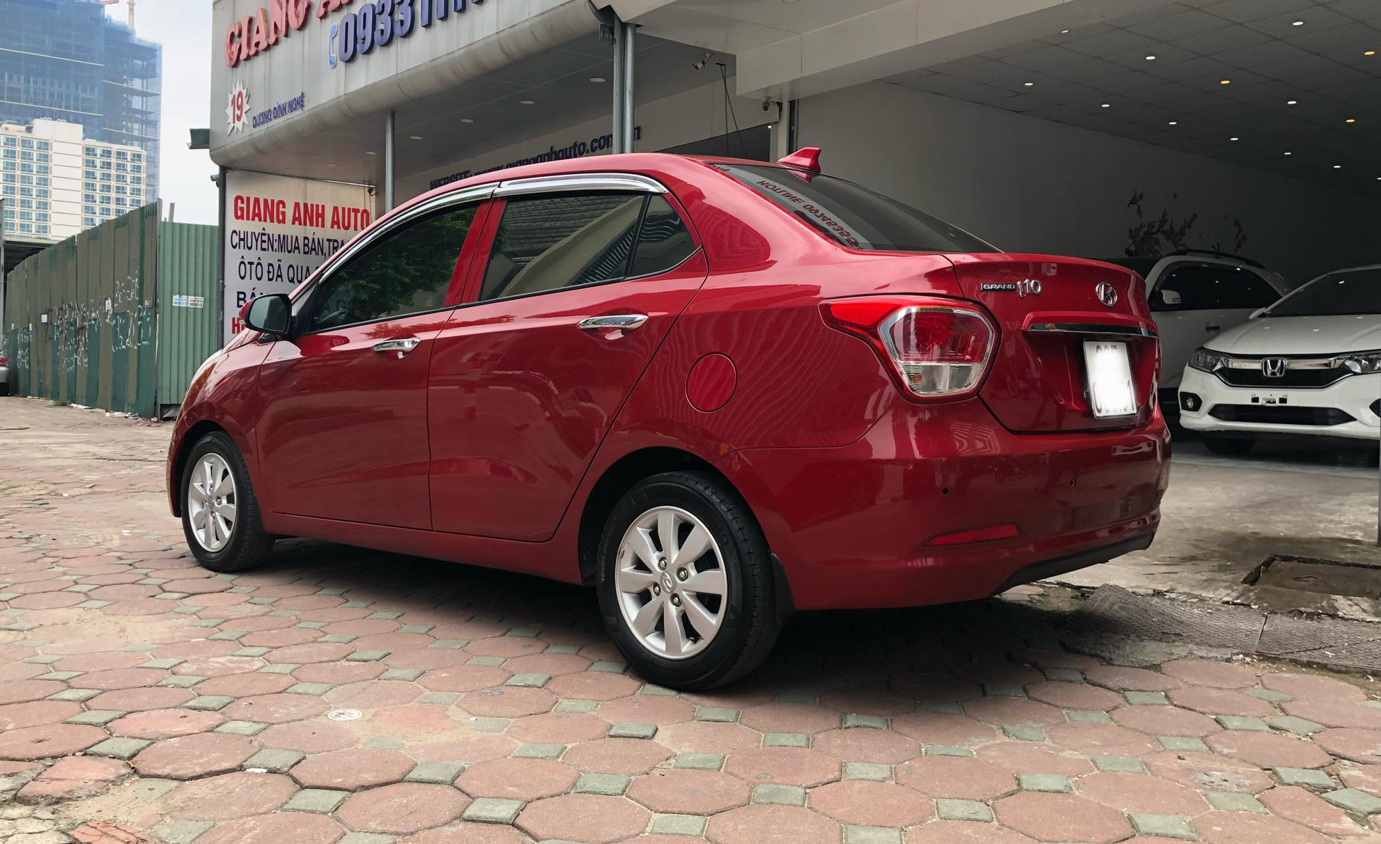 Hyundai i10 Sedan 1.2AT 2015 - 5