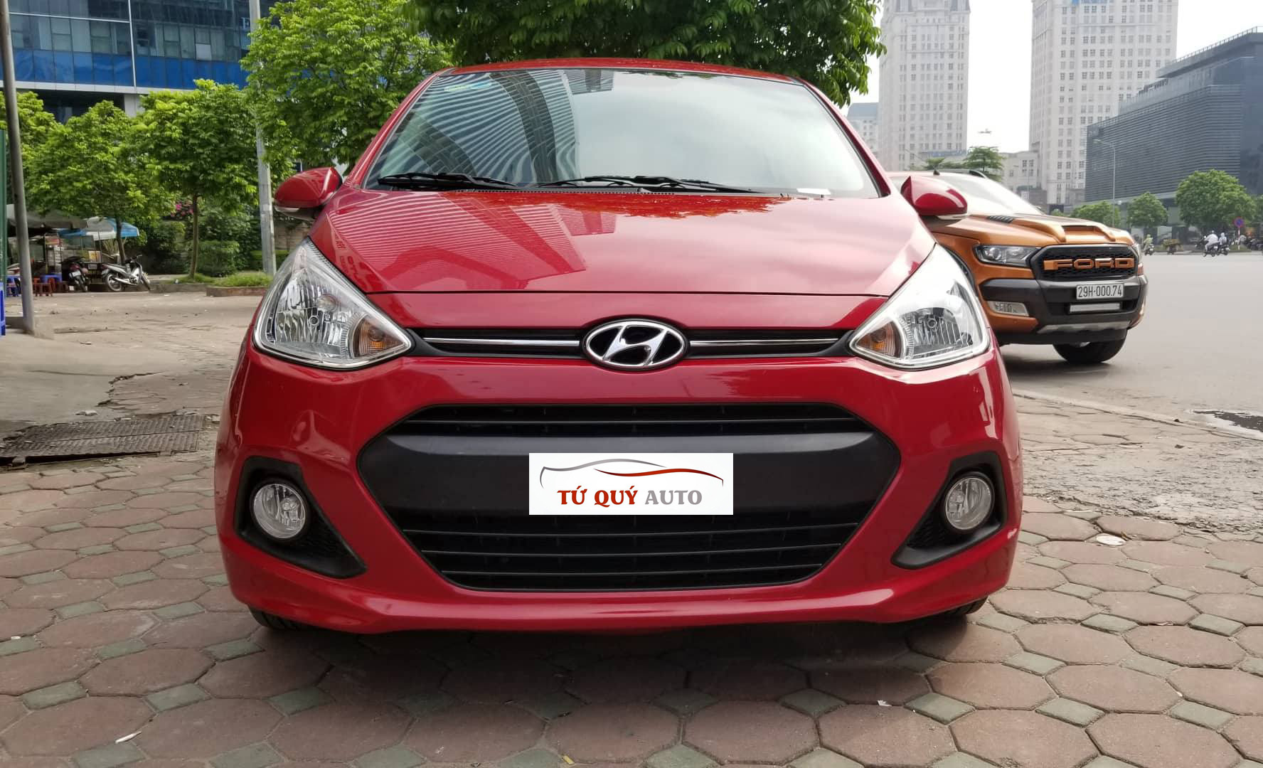 Xe Hyundai i10 Hatchback 1.2AT 2015 - Đỏ