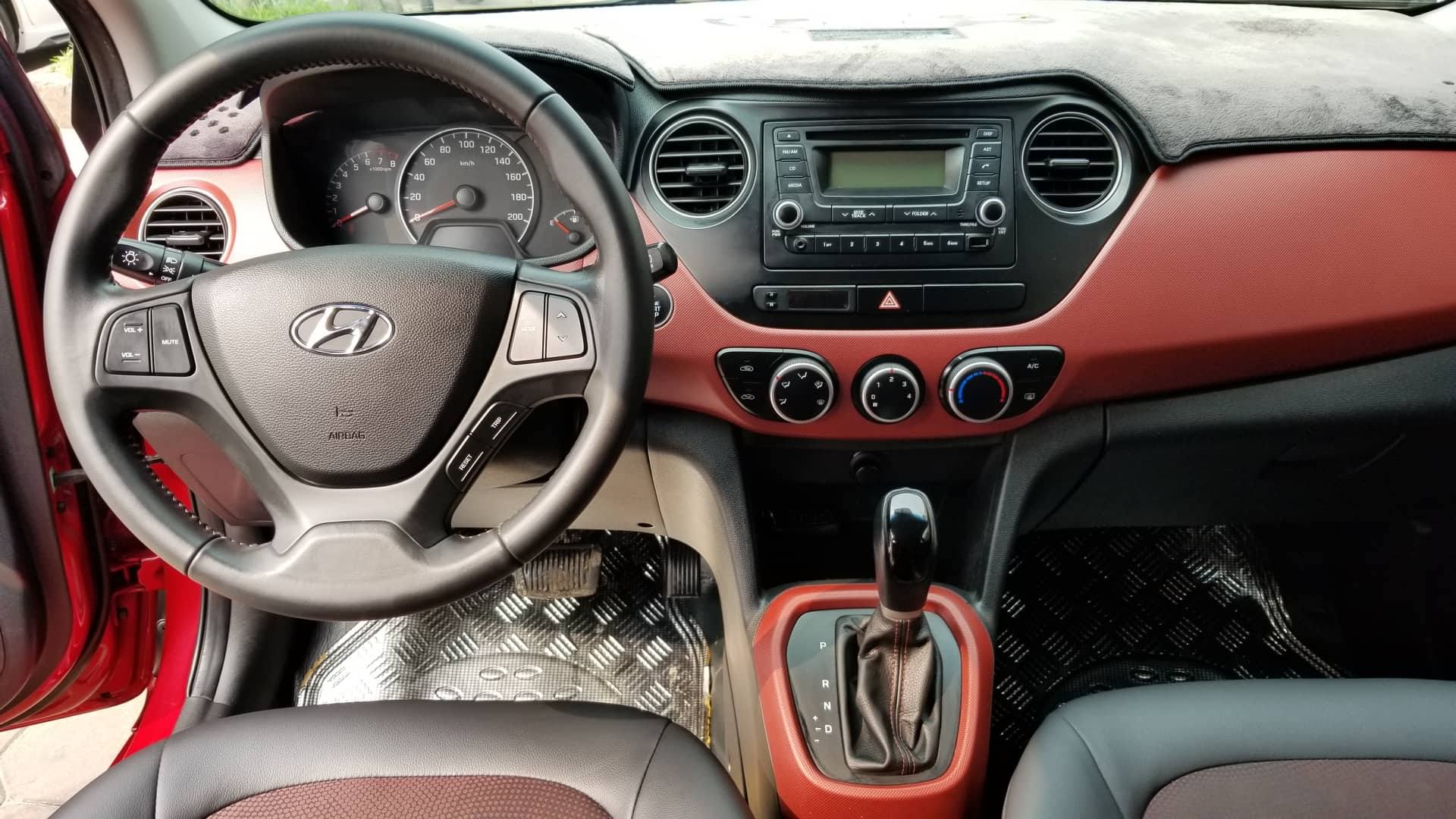 Hyundai i10 Hatchback 1.2AT 2015 - 7