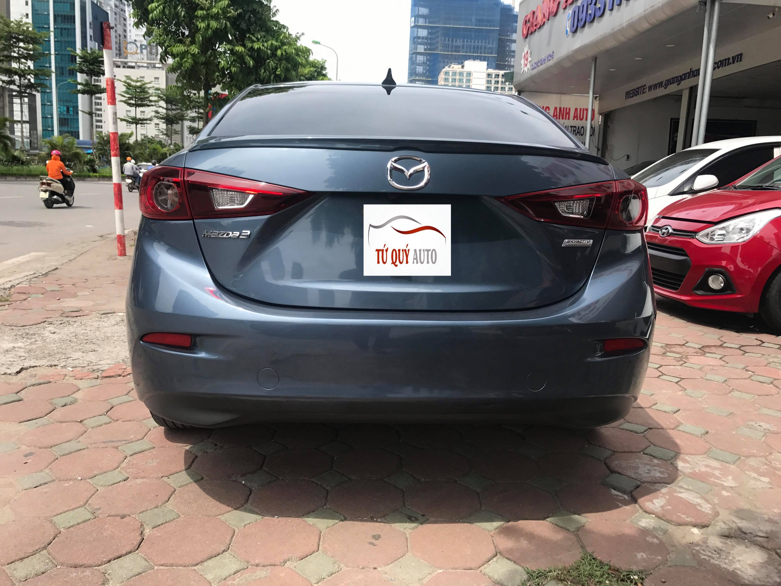 Mazda 3 Sedan 2015 - 2