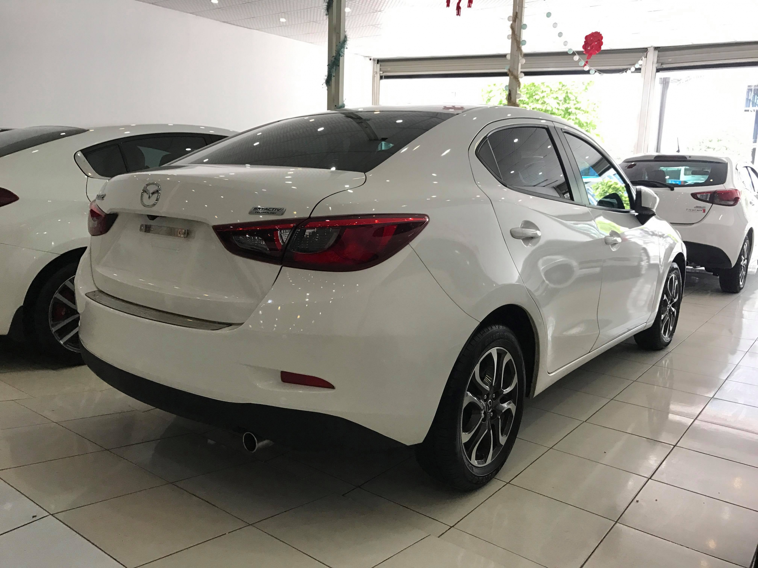 Mazda 2 Sedan 2017 - 4