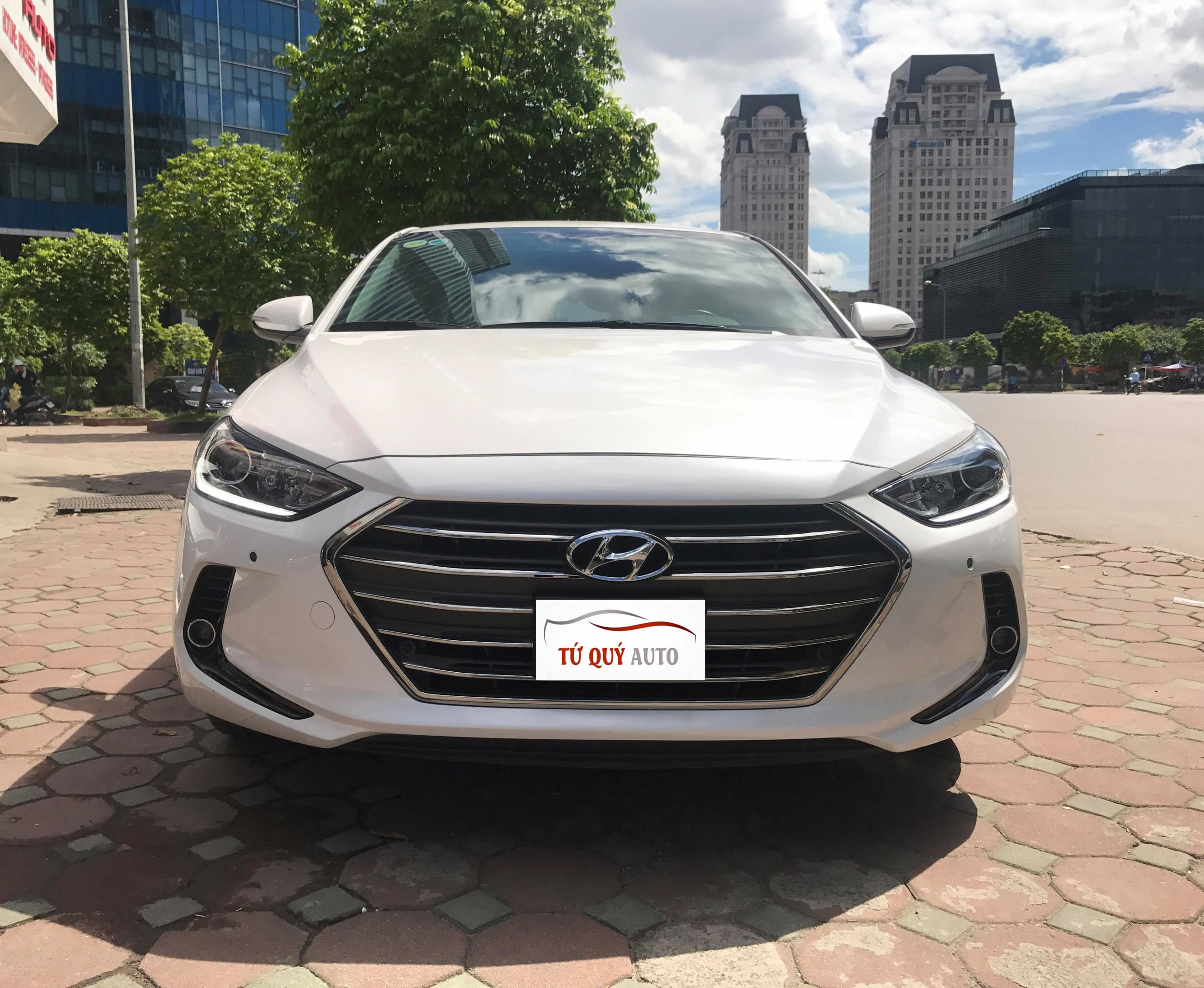 Xe Hyundai Elantra GLS 2.0AT 2017 - Trắng