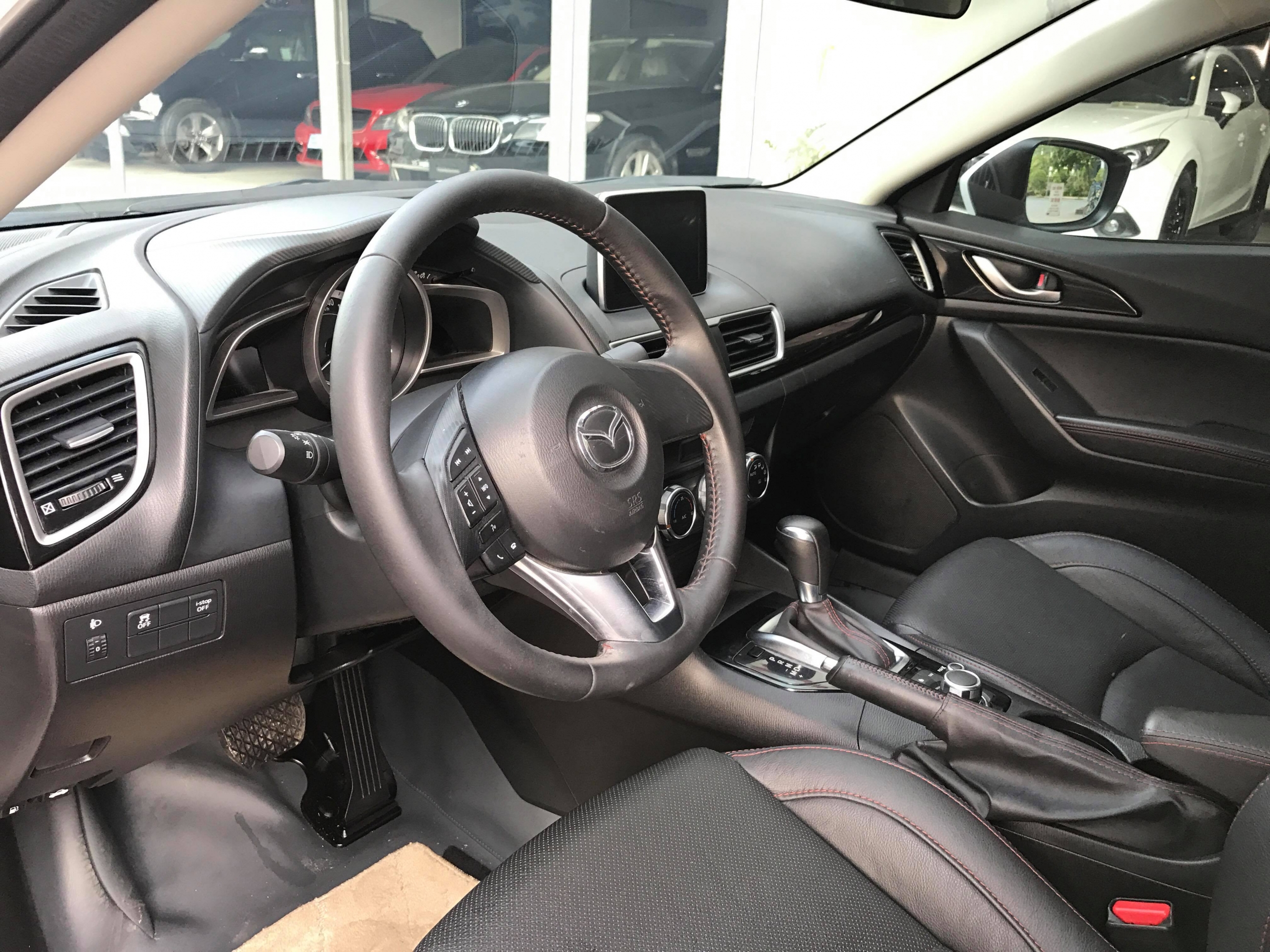 Mazda 3 Sedan 2016 - 8