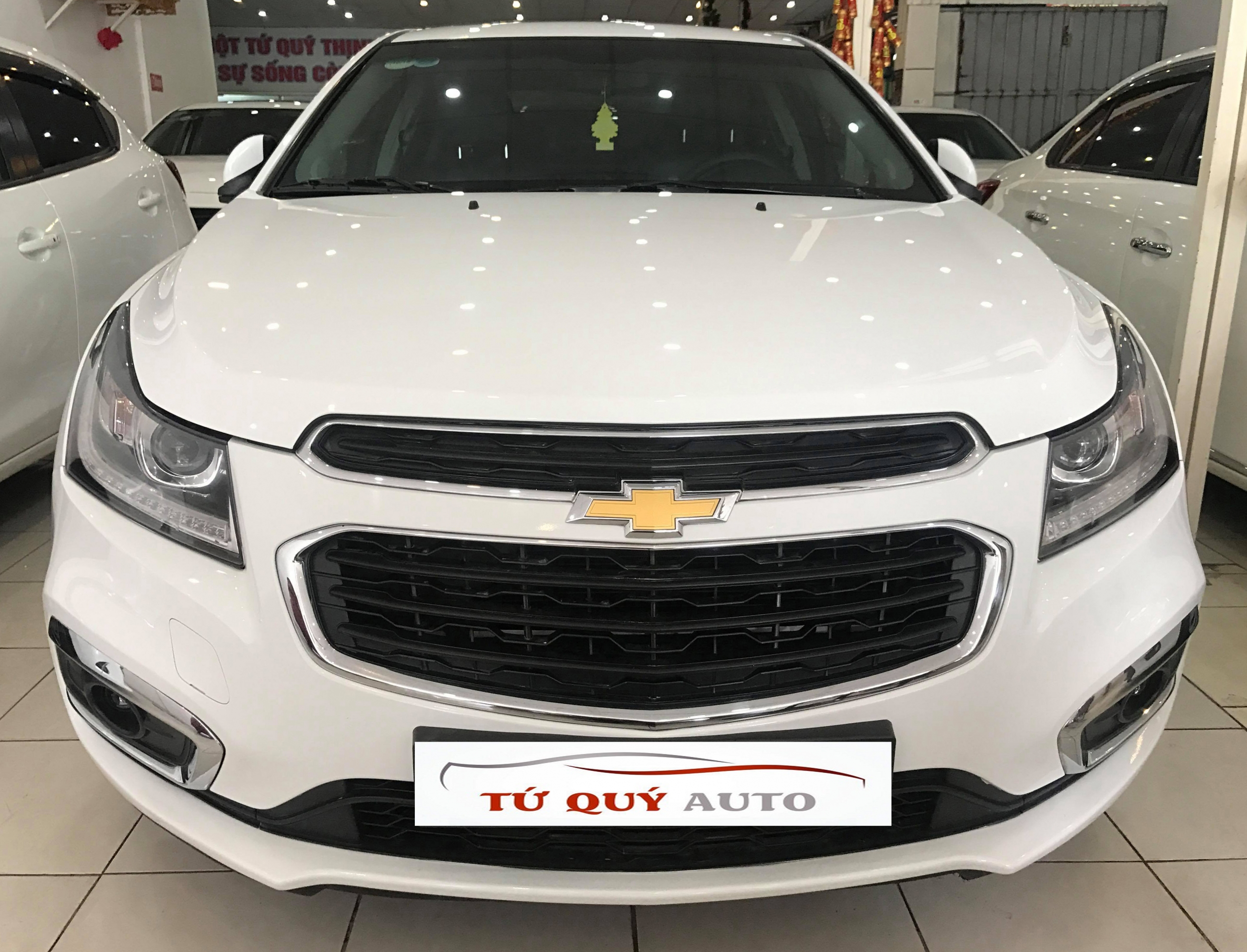 Xe Chevrolet Cruze LTZ 1.8AT 2017 - Trắng