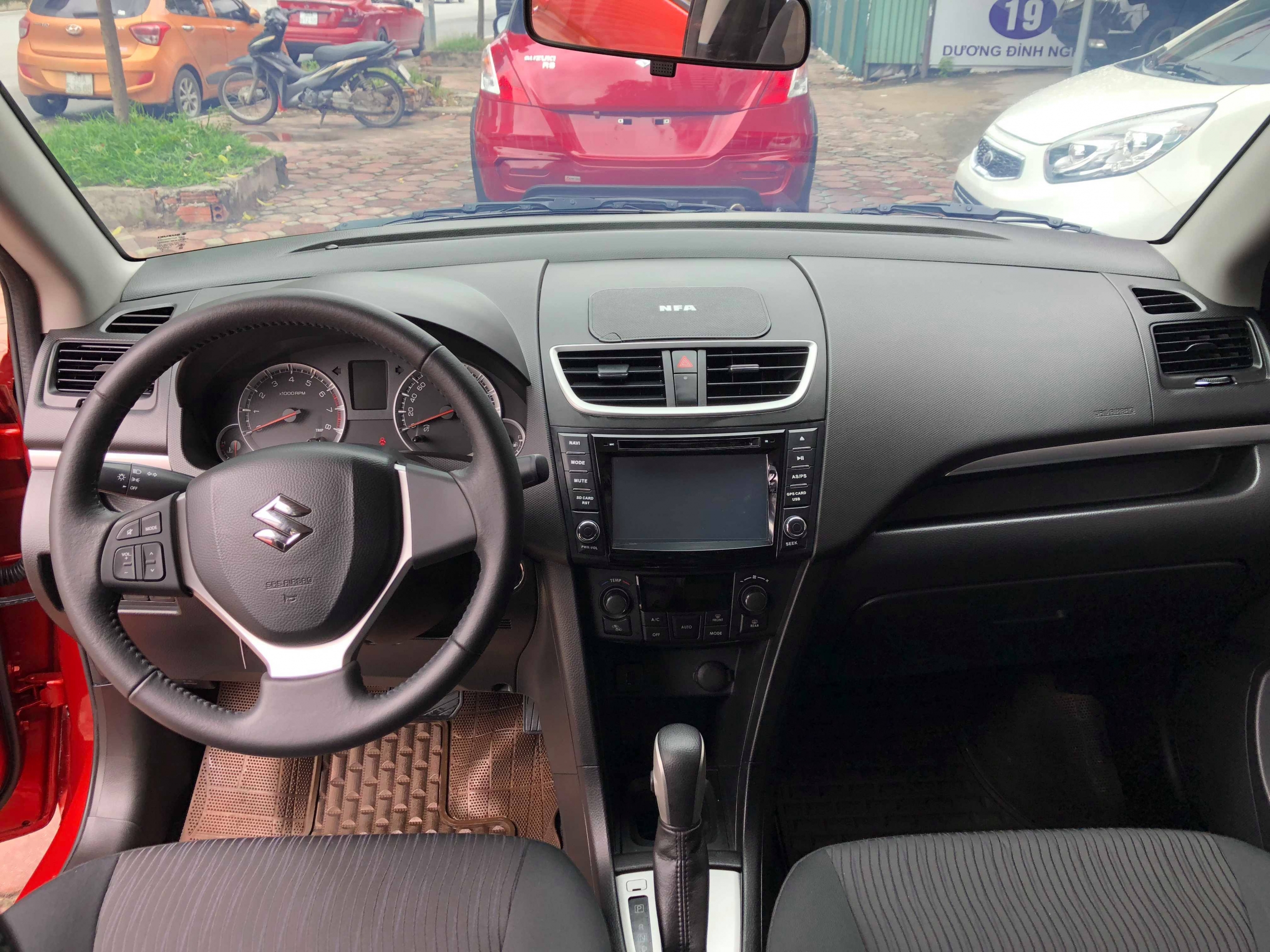 Suzuki Swift 1.4AT 2016 - 6