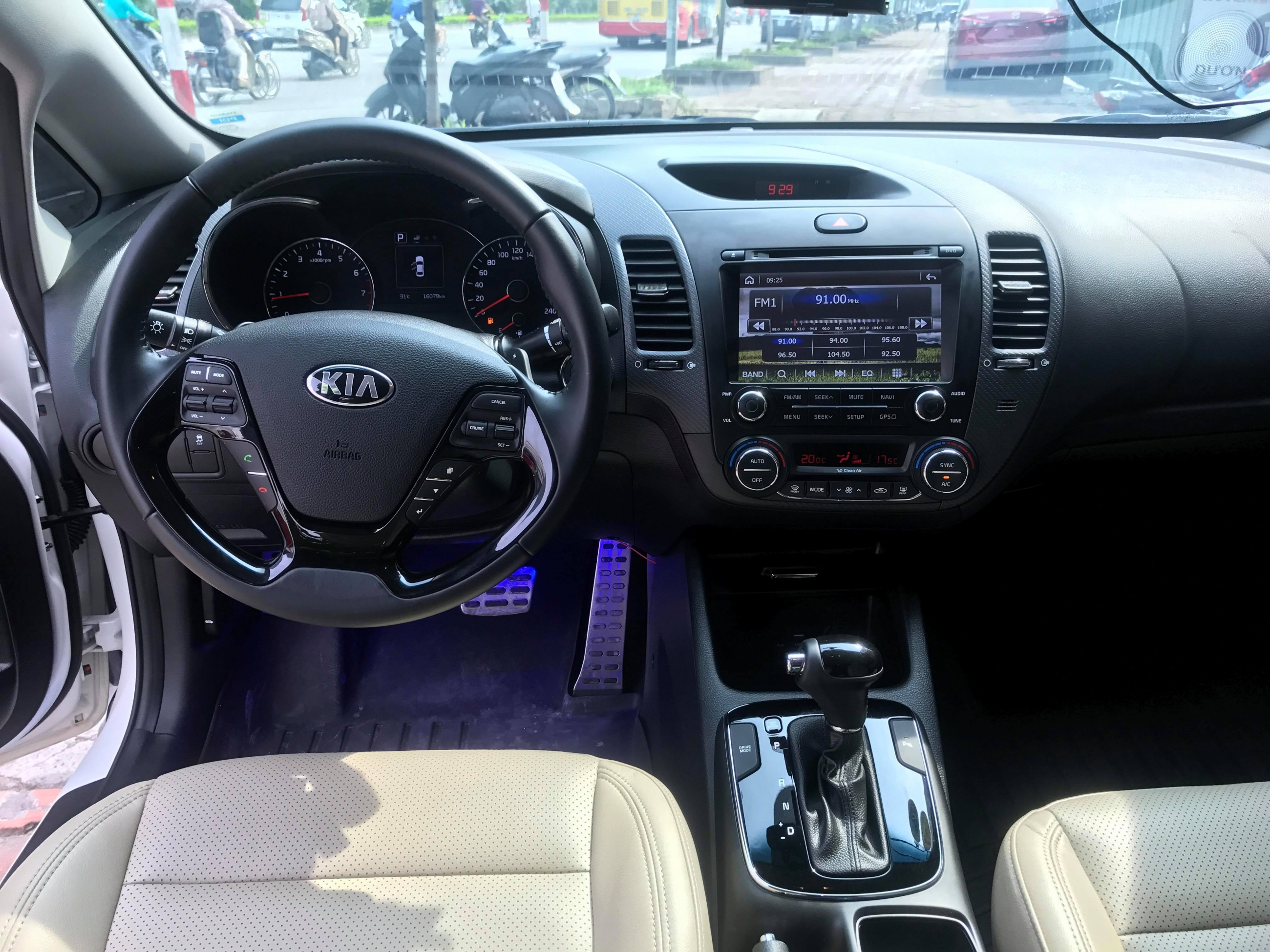 Kia Cerato 2.0AT 2017 -6