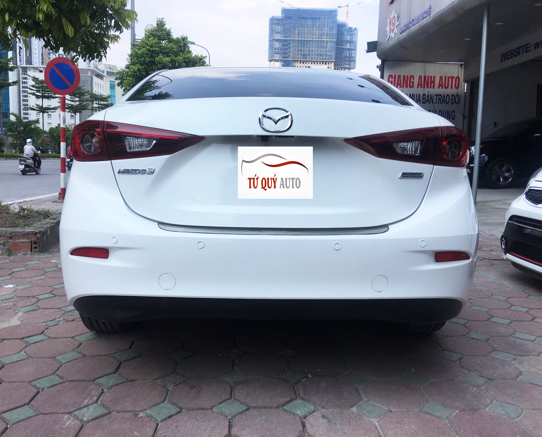 Mazda 3 Sedan 2016 - 2