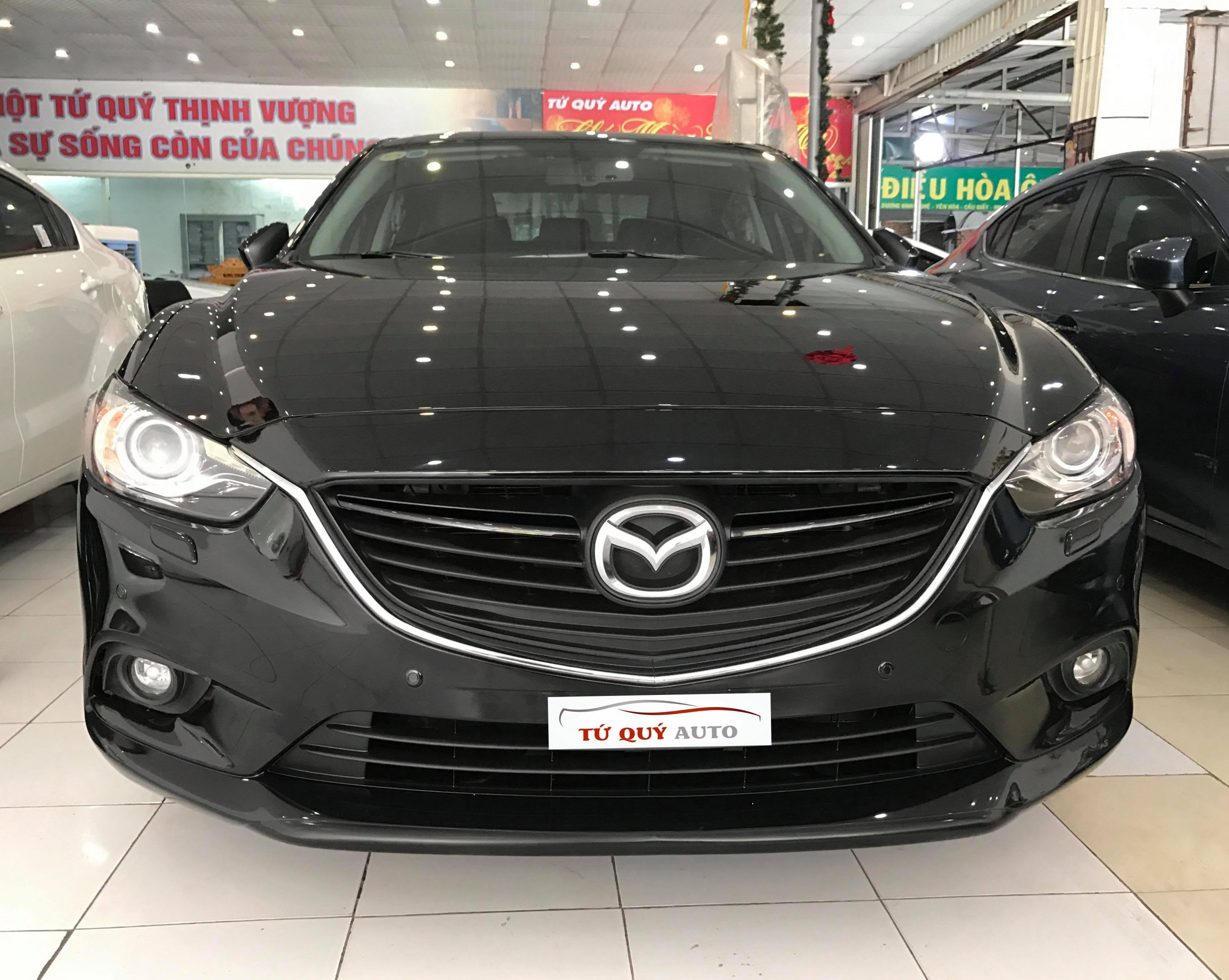 Xe Mazda 6 Sedan 2.0AT 2013 - Đen