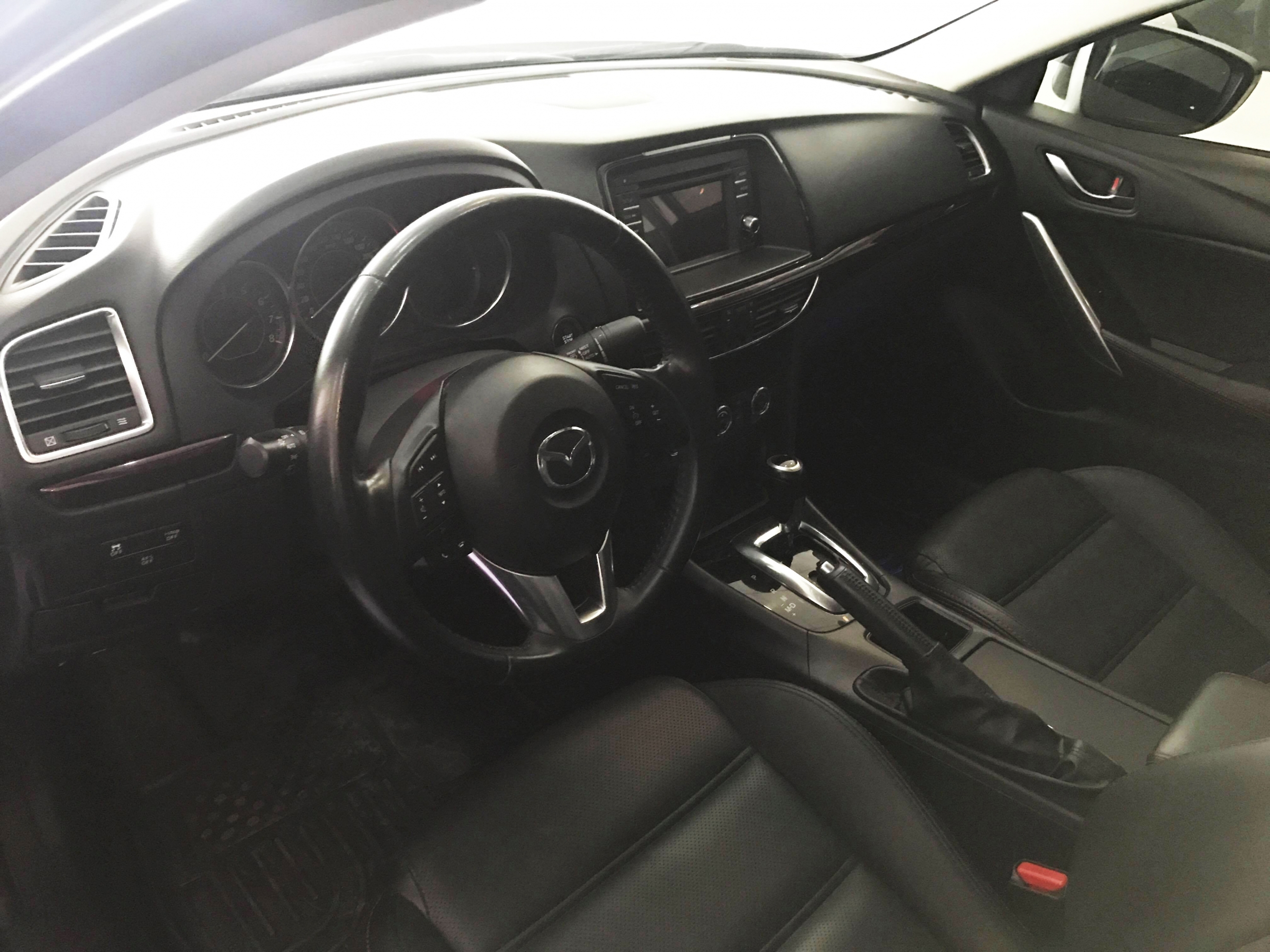 Mazda 3 Sedan 2013 - 8