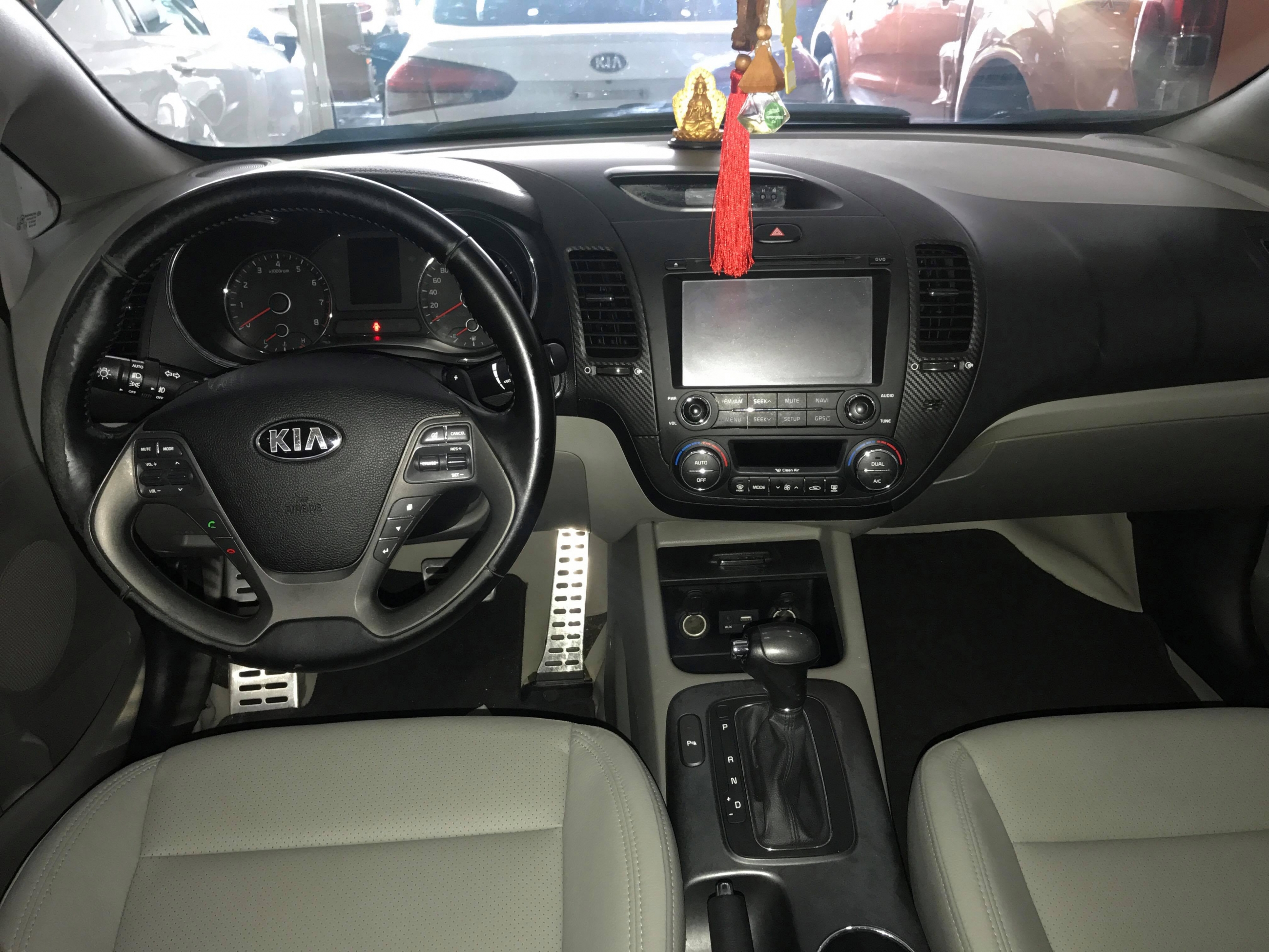 Kia K3 1.6AT 2015 - 6