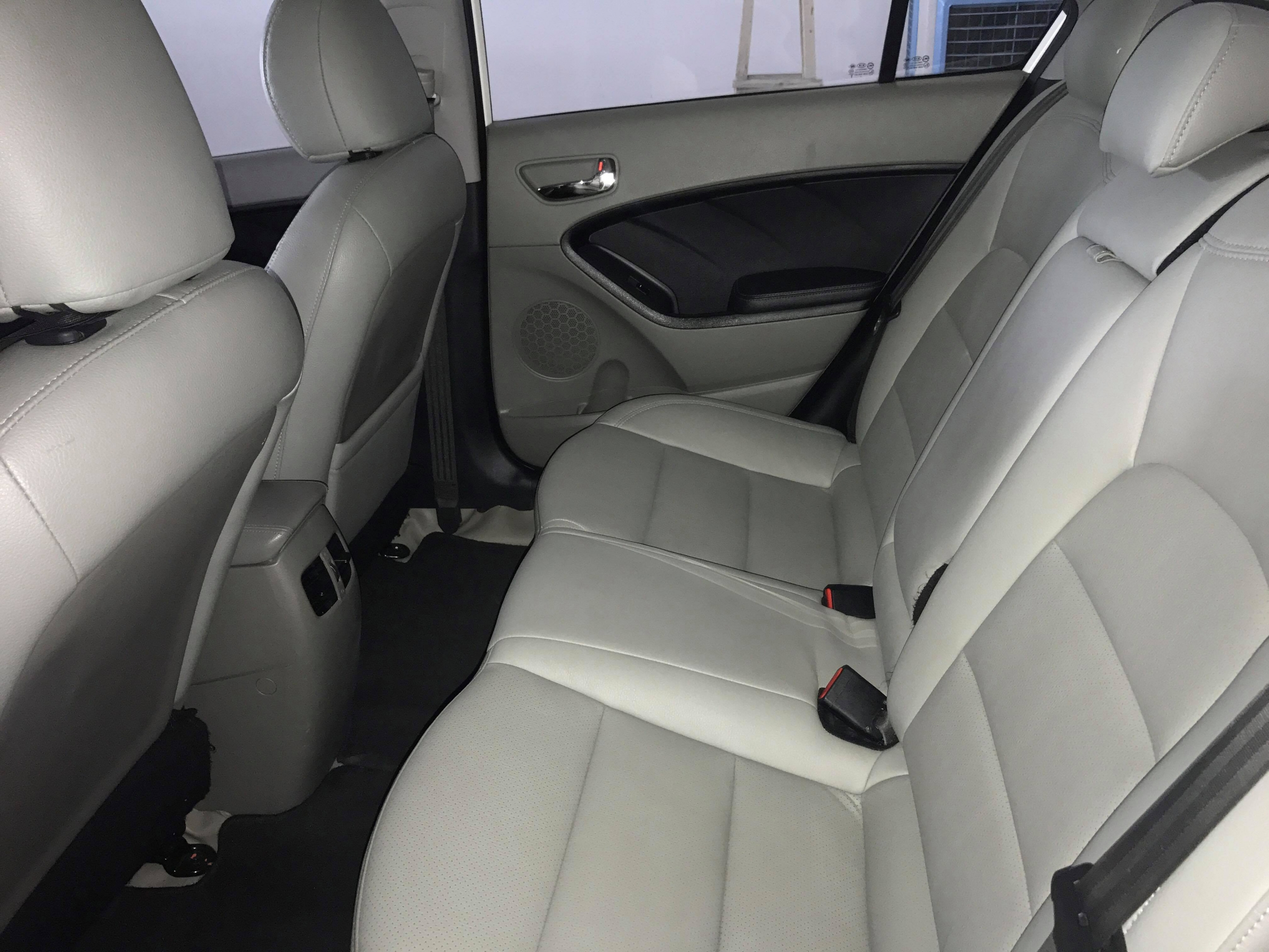 Kia K3 1.6AT 2015 - 10