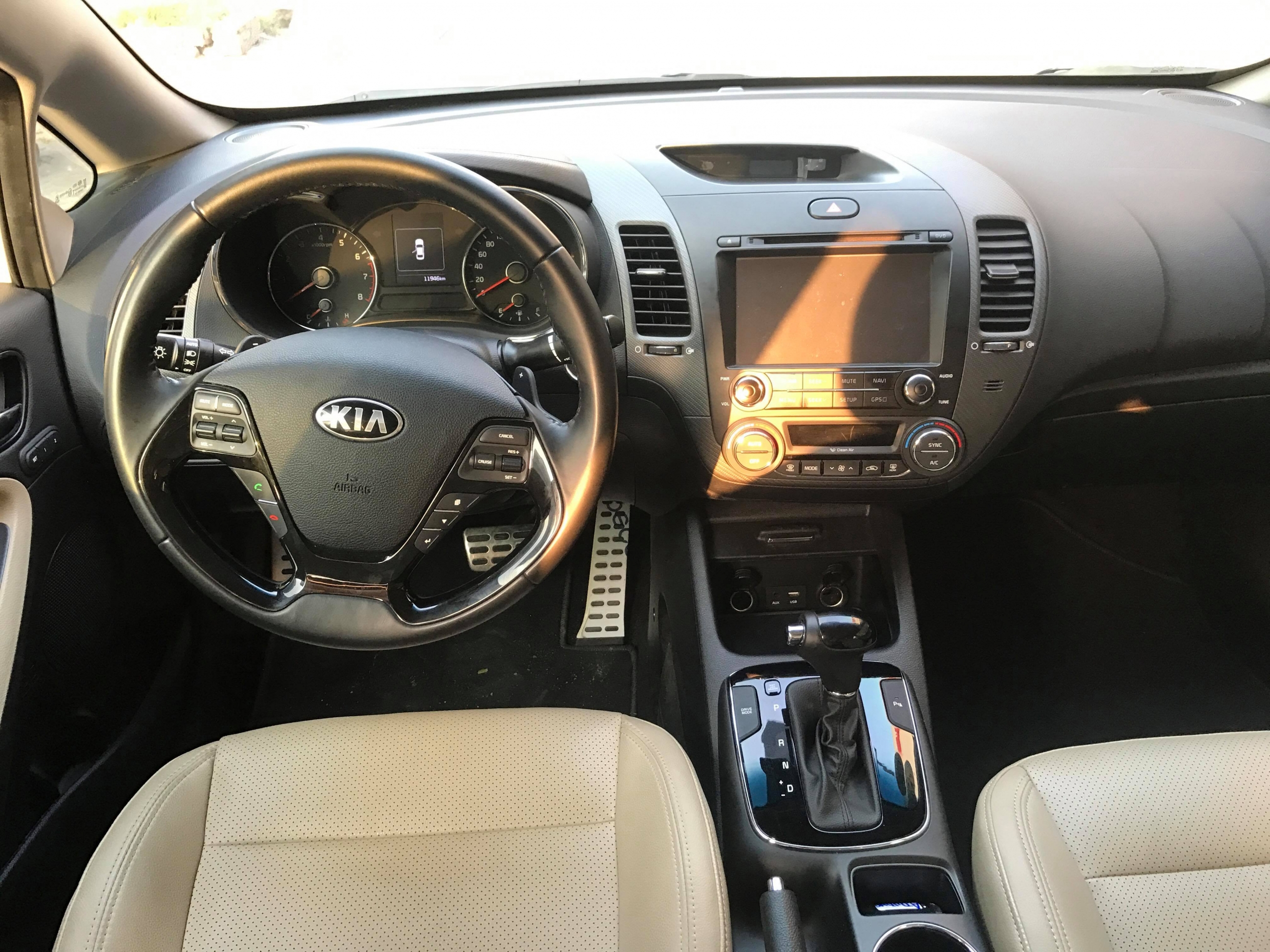 Kia Cerato 2.0AT 2017 - 6