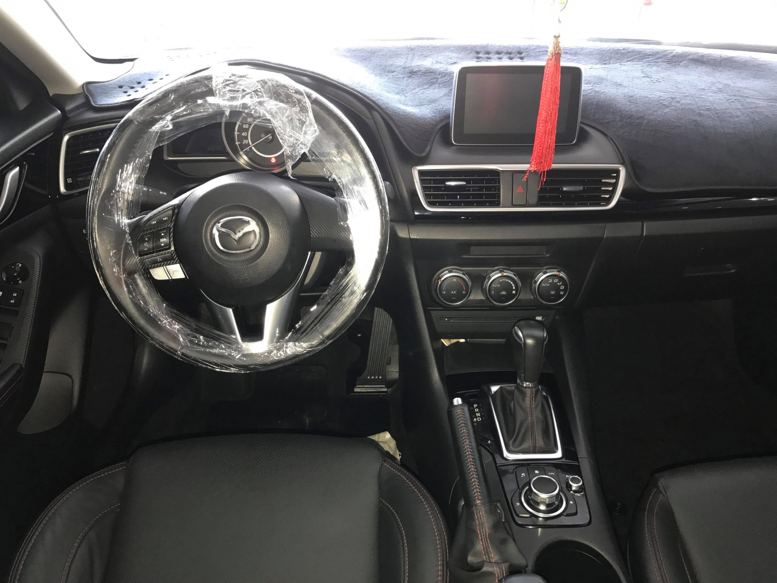 Mazda 3 Sedan 2016 -5