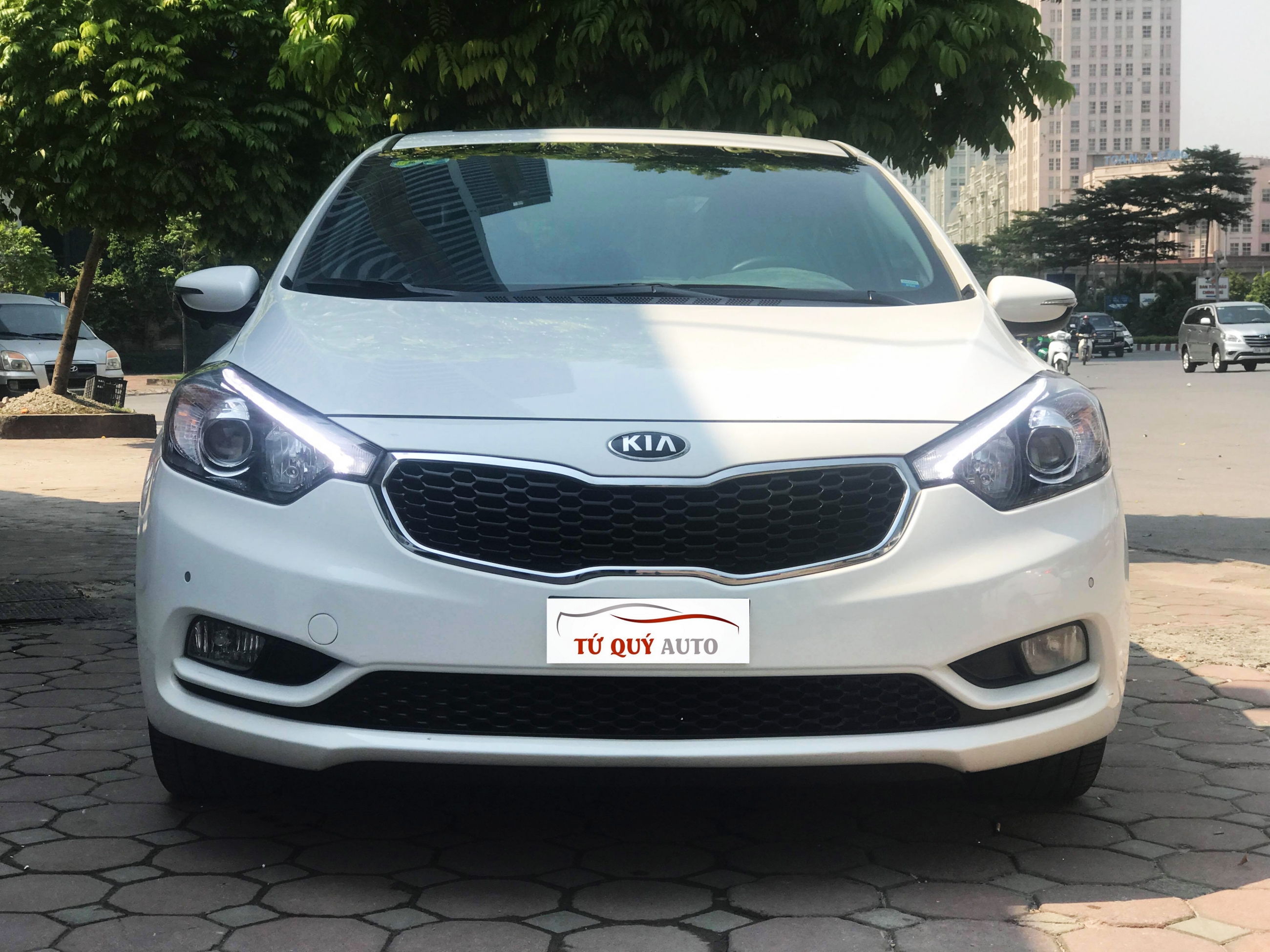 Xe Kia K3 2.0AT 2015 ĐK 2016 - Trắng