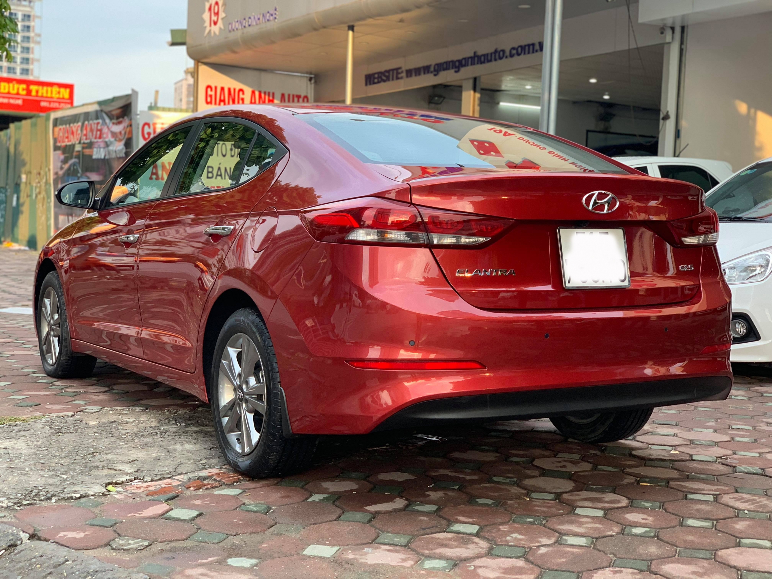 Hyundai Elantra 1.6AT 2016 - 5