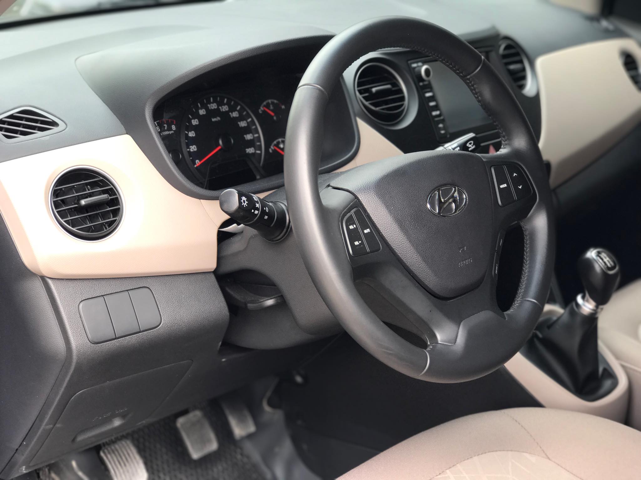 Hyundai I10 Sedan 1.25MT 2018 - 6