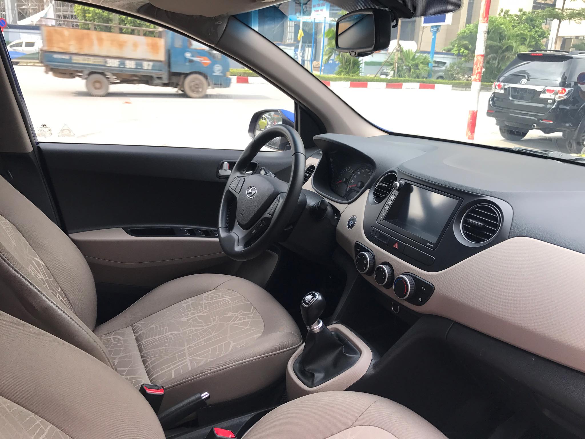 Hyundai I10 Sedan 1.25MT 2018 - 8