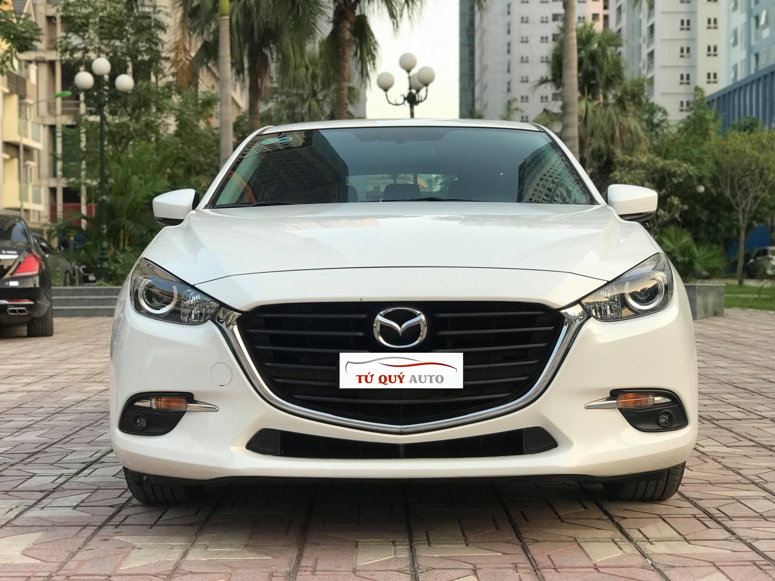 Xe Mazda 3 Hatchback 1.5 AT 2017 - Trắng (Facelift)