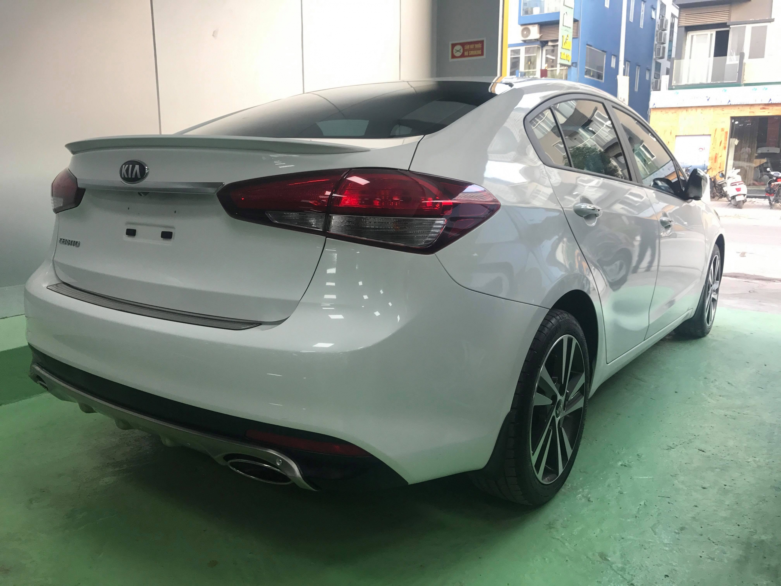 Kia Cerato MT 2018 - 4