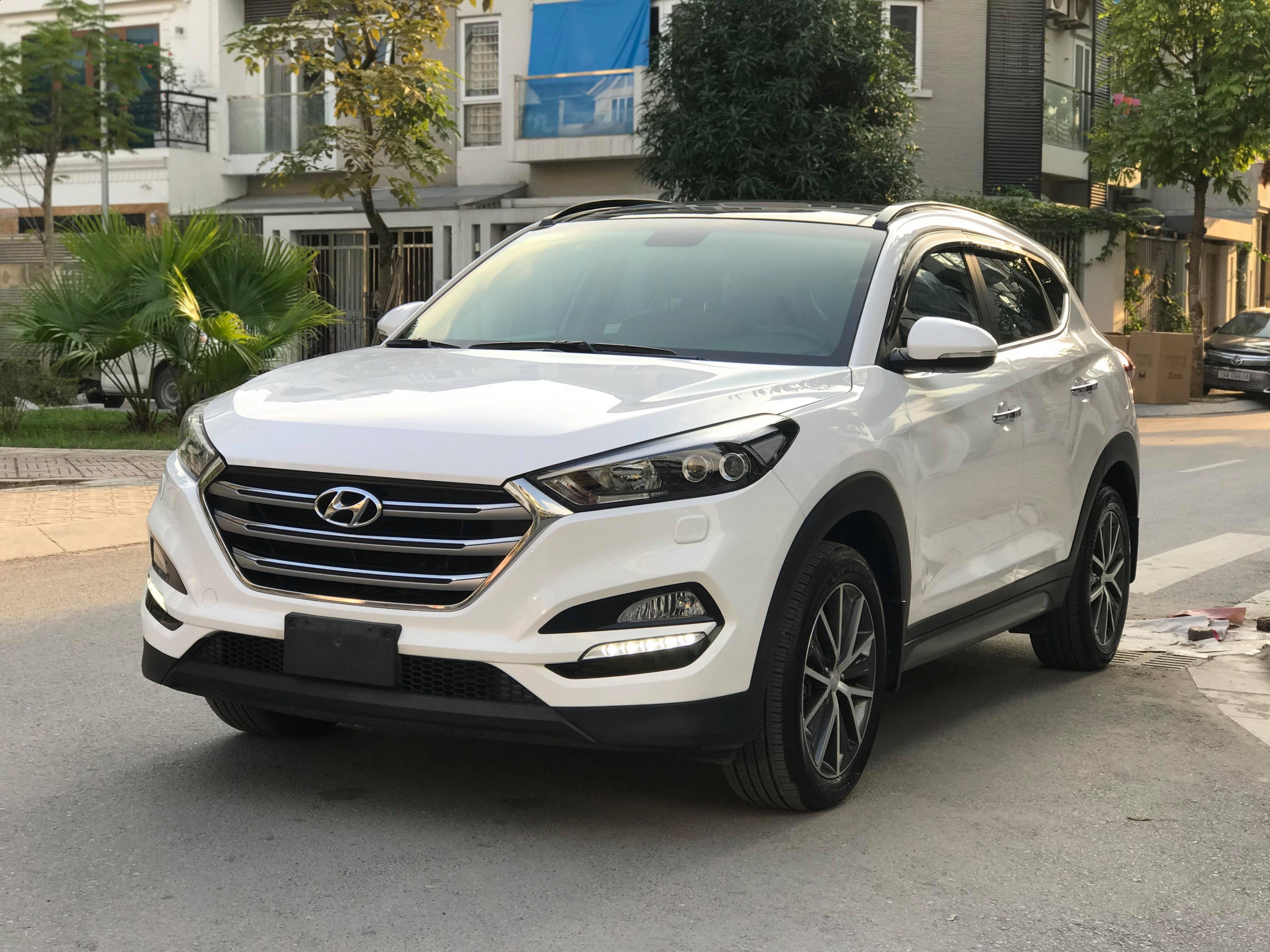 Hyundai Tucson 2.0AT 2016 - 3