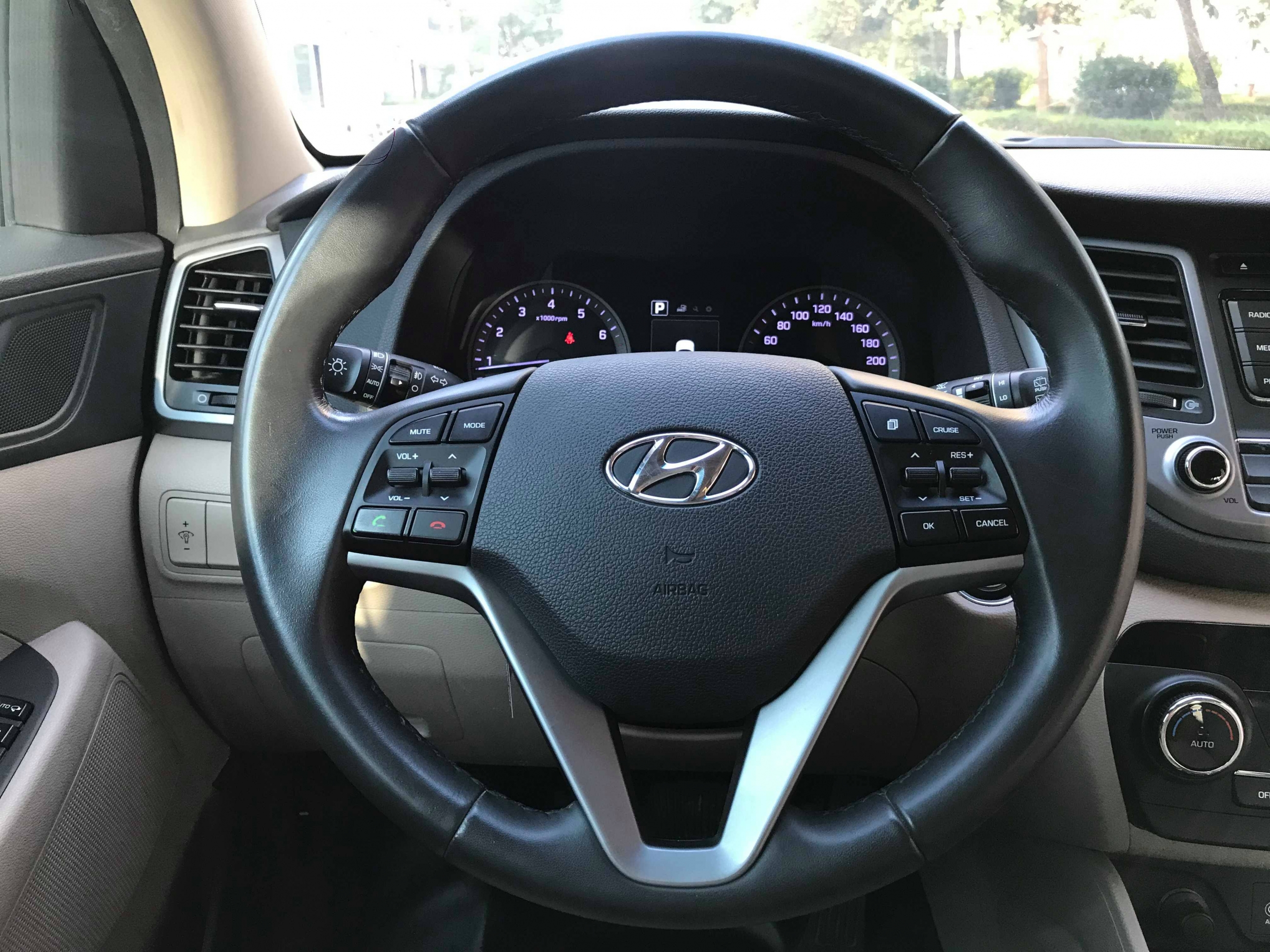 Hyundai Tucson 2.0AT 2016 - 6