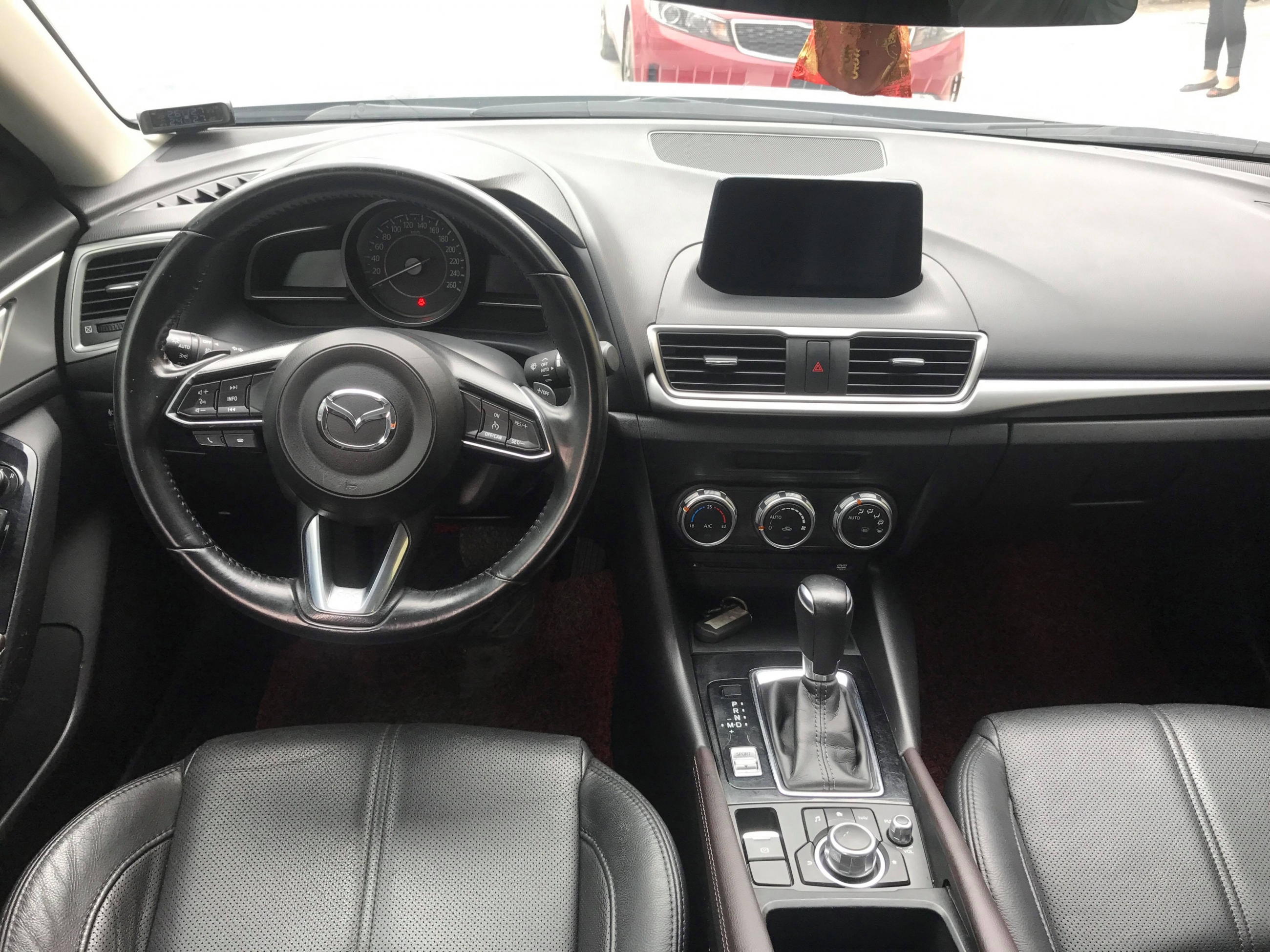 Mazda 3 Sedan 2017 - 6