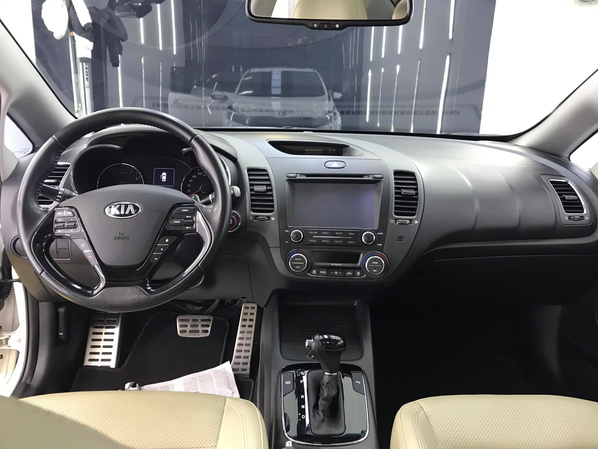 Kia Cerato 1.6AT 2016 - 5