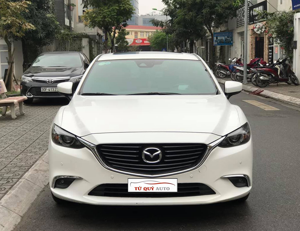 Xe Mazda 6 Sedan 2.5AT 2018 - Trắng