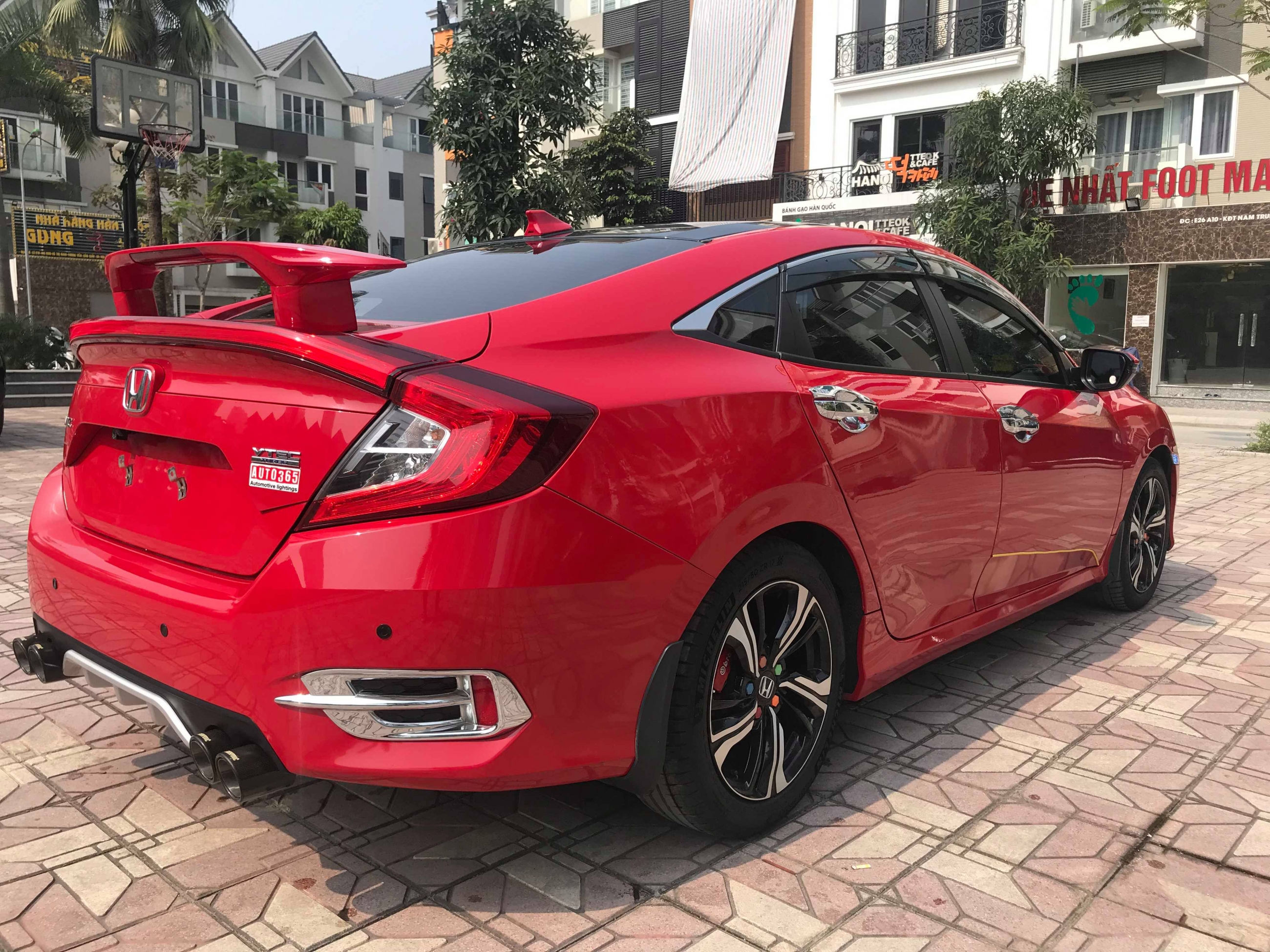 Honda Civic 1.5AT 2018 - 4