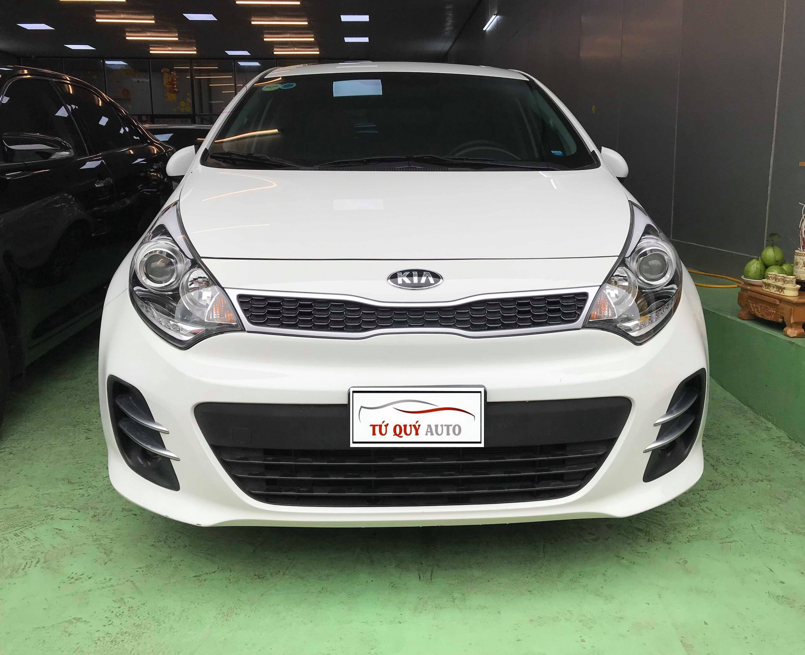 Xe Kia Rio HB 1.4 AT 2015 ĐK 2016 - Trắng