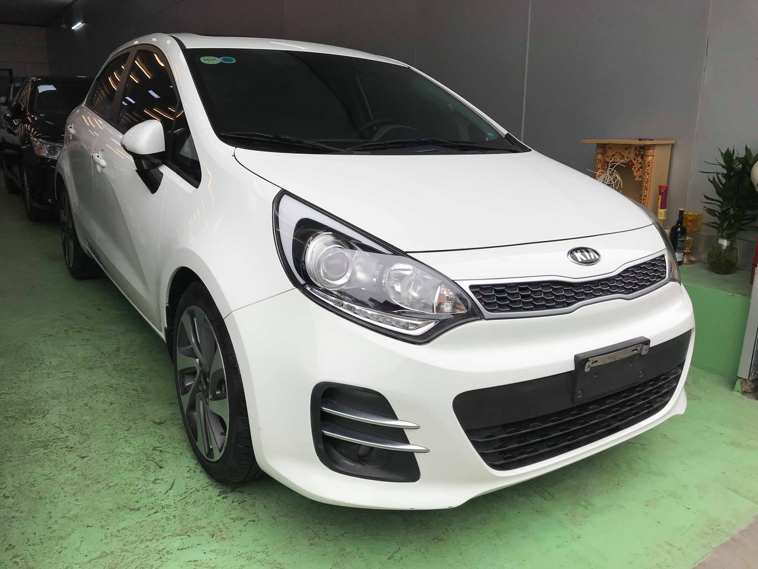 Kia Rio HB 1.4AT 2015 - 3