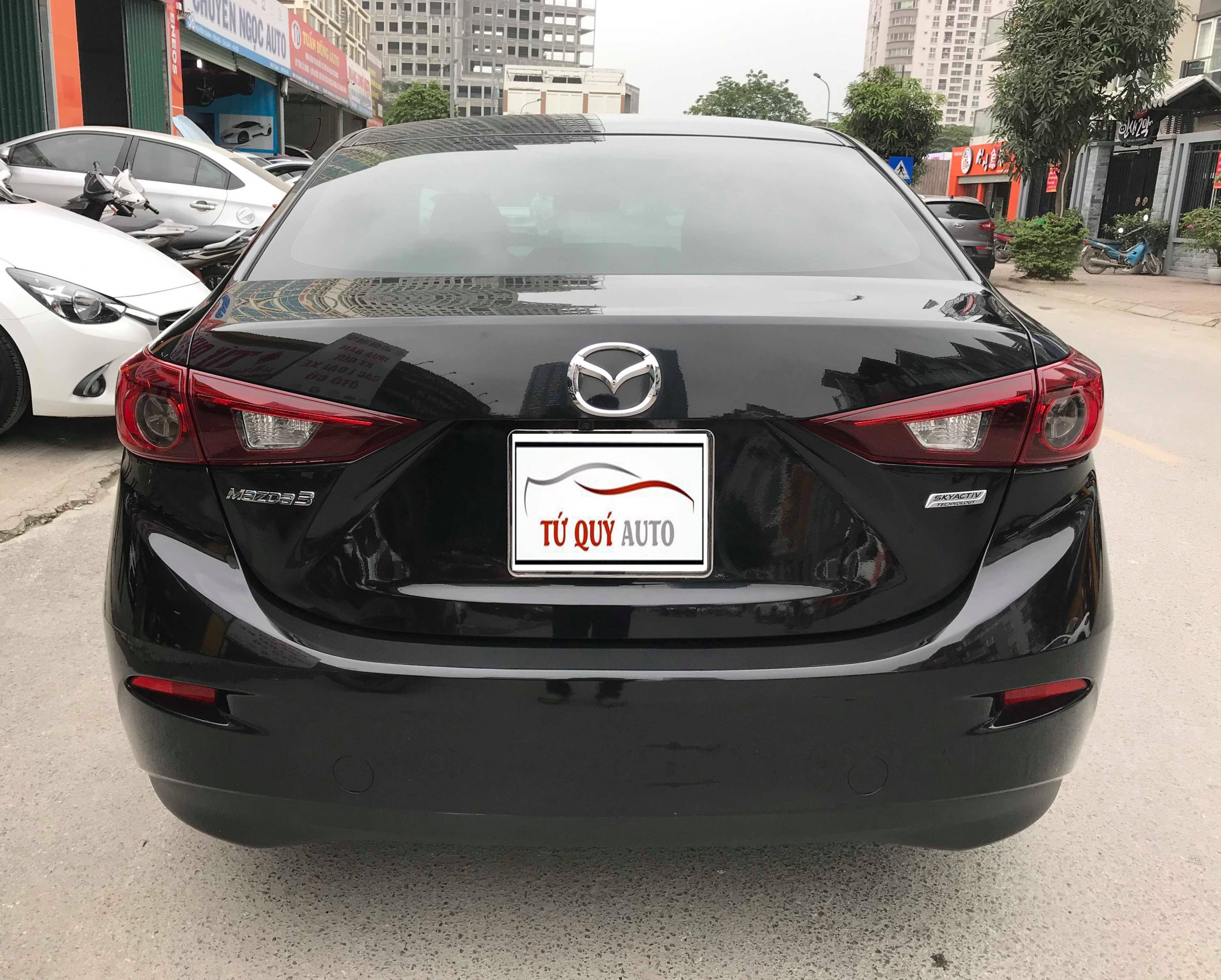 Mazda 3 Sedan 2015 - 2