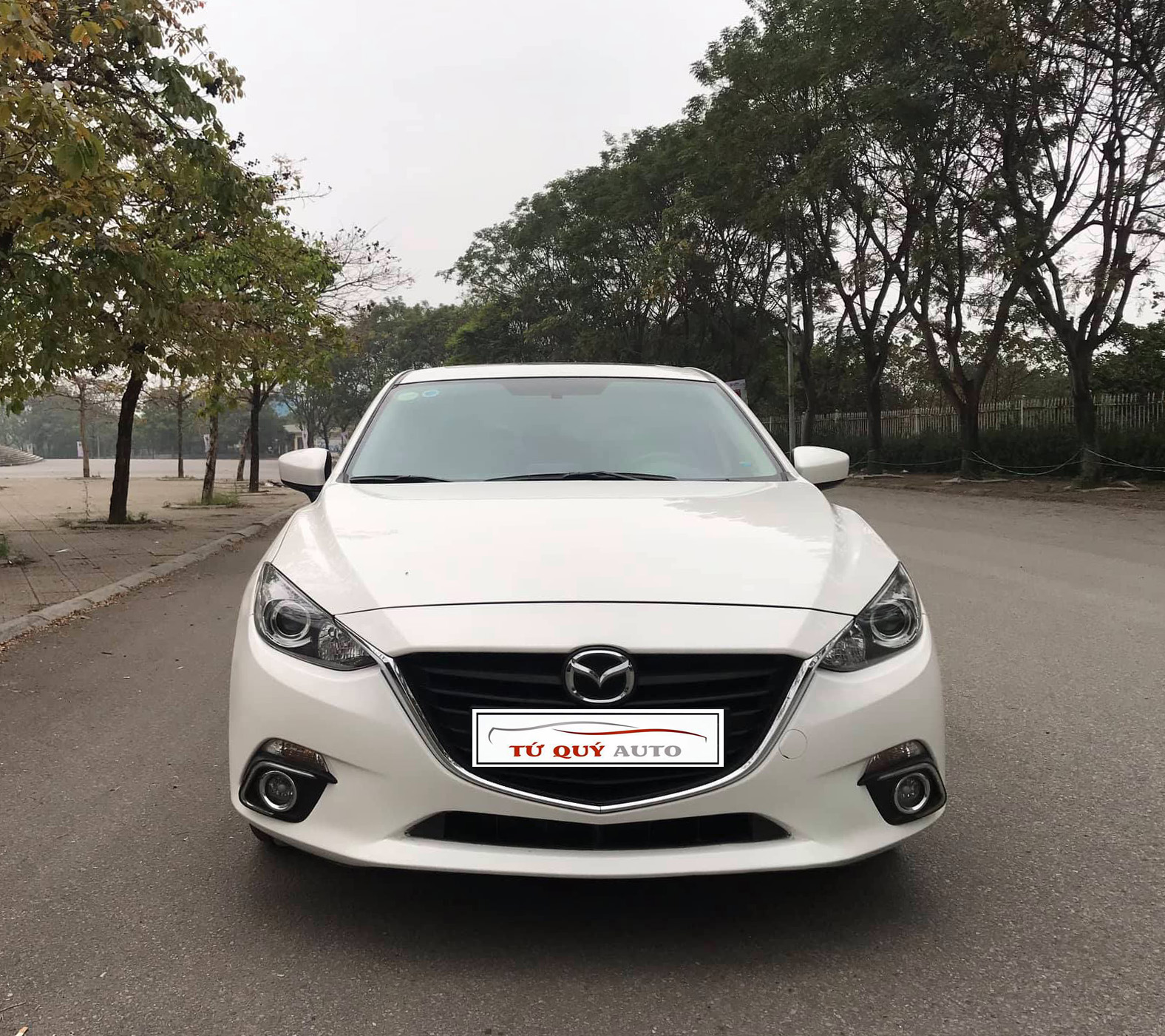 Xe Mazda 3 Sedan 1.5AT 2015 - Trắng